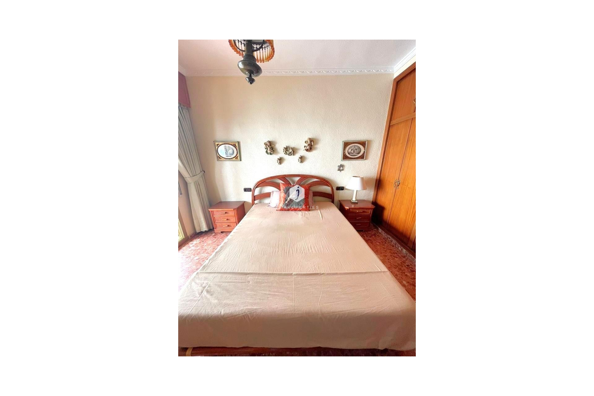 Resale - Apartment / flat -
Torrevieja - Estacion de autobuses