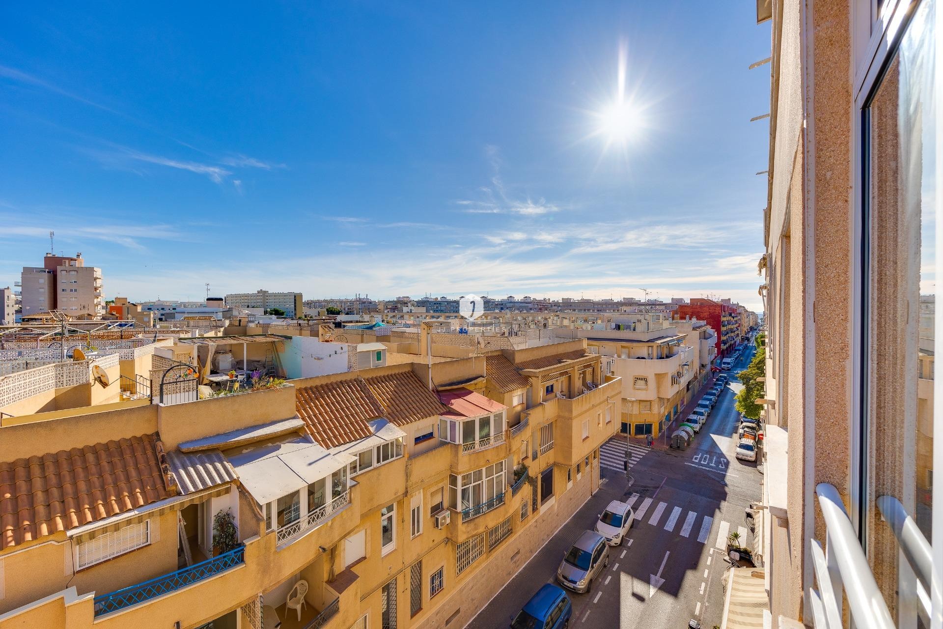 Resale - Apartment / flat -
Torrevieja - Estacion de autobuses