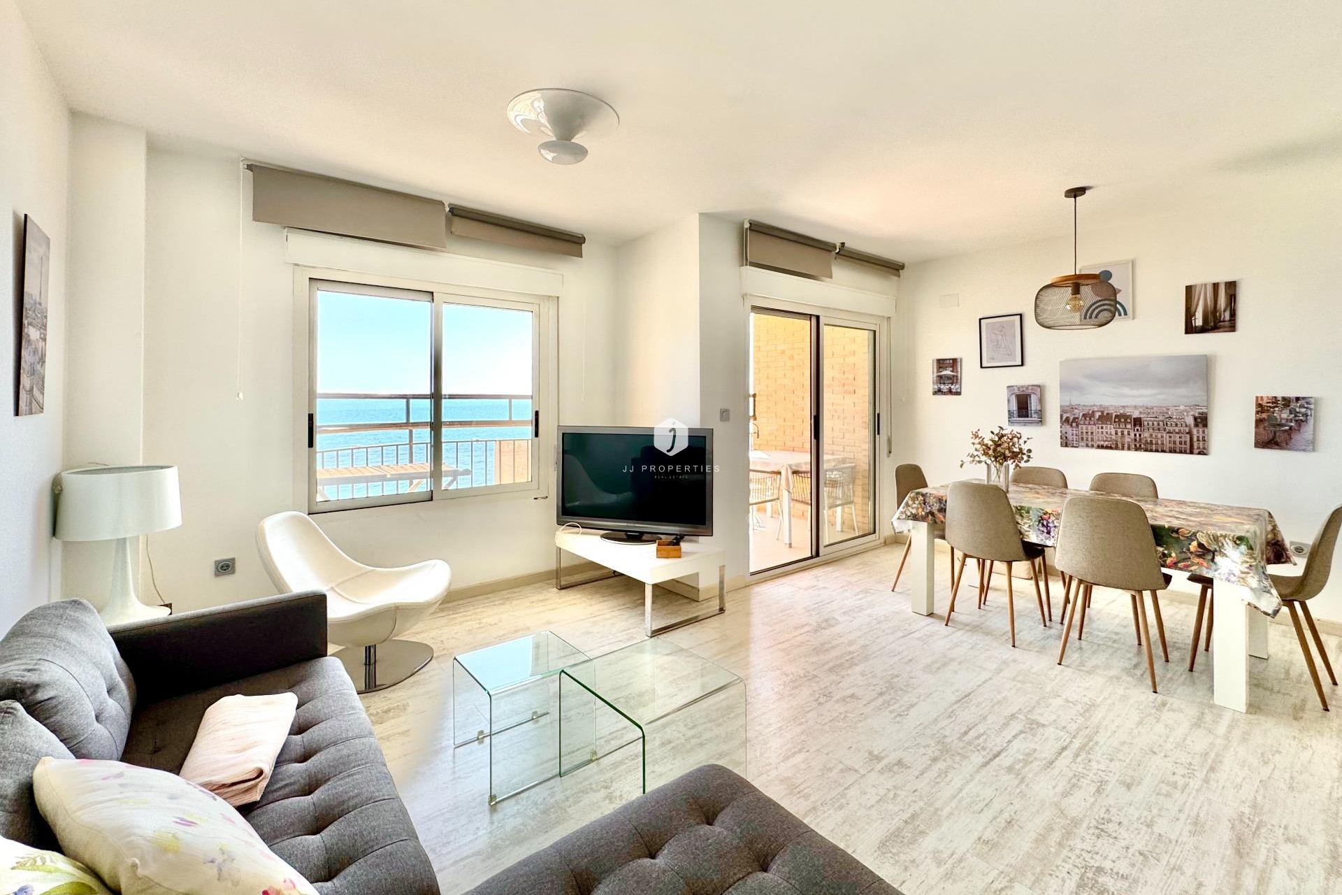 Resale - Apartment / flat -
Torrevieja - Estacion de autobuses