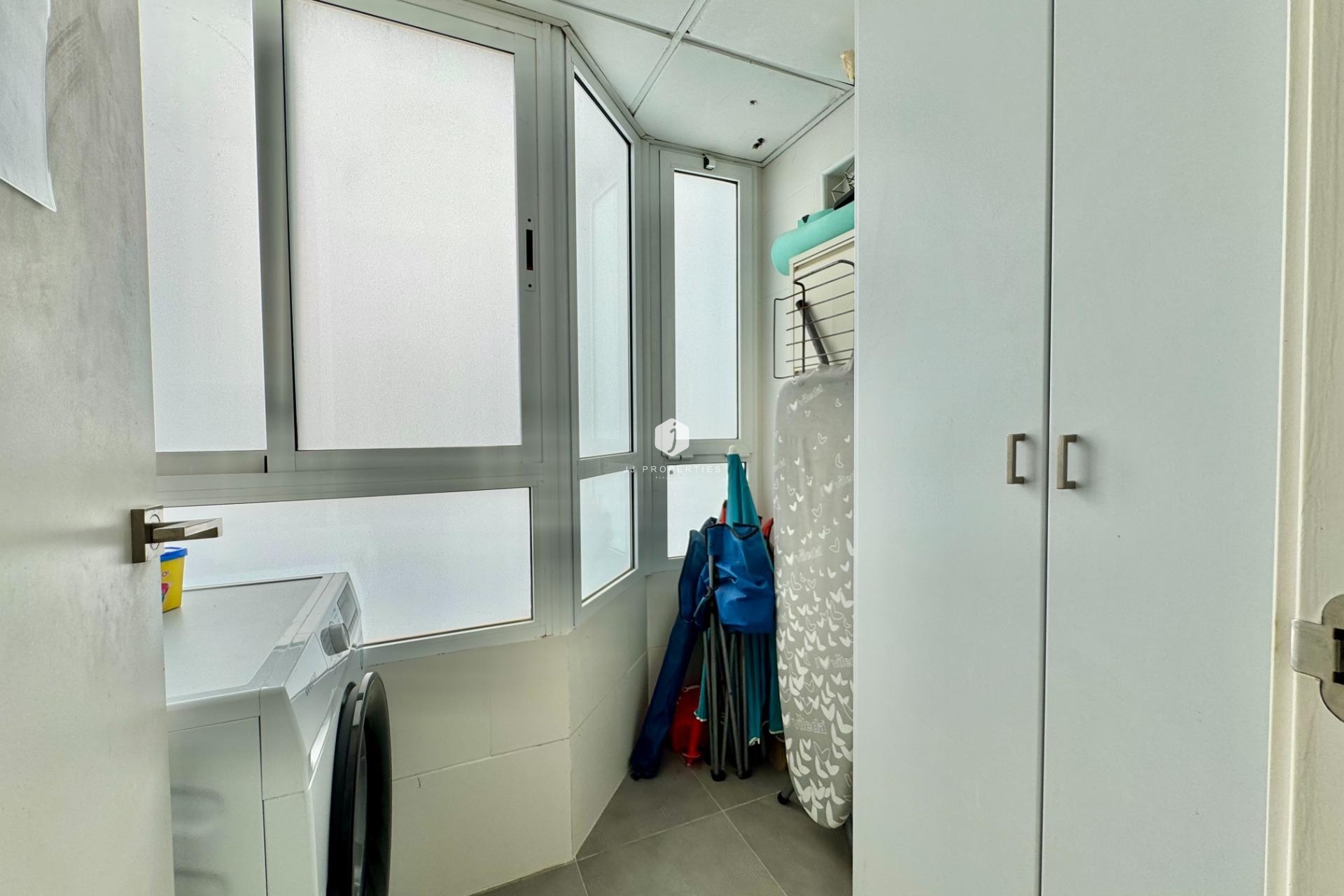 Resale - Apartment / flat -
Torrevieja - Estacion de autobuses