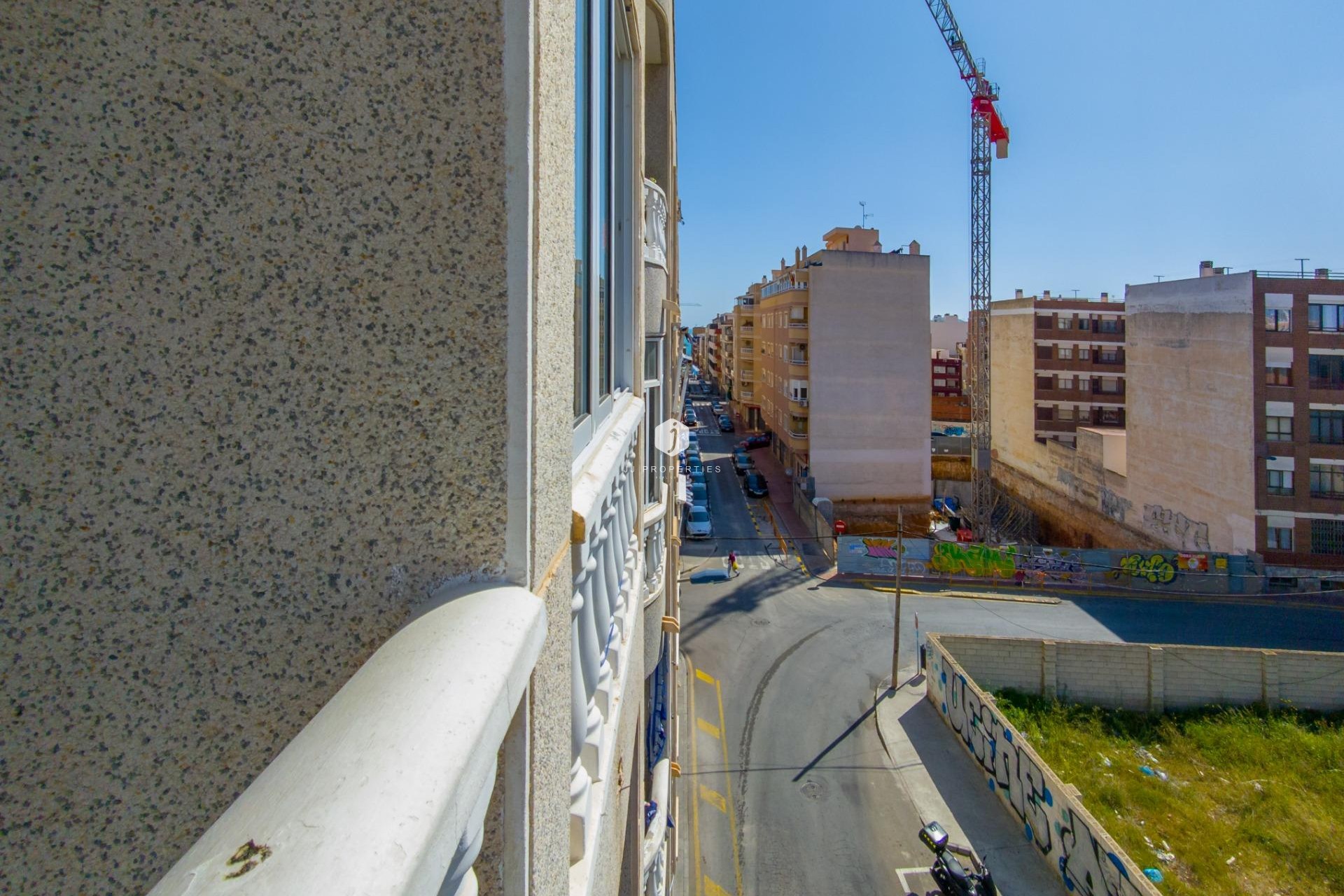 Resale - Apartment / flat -
Torrevieja - Estacion de autobuses