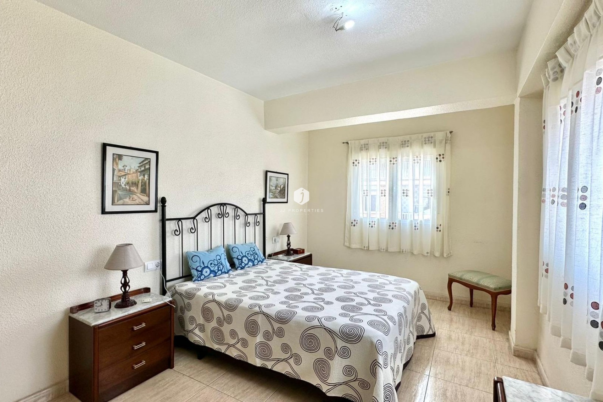 Resale - Apartment / flat -
Torrevieja - Estacion de autobuses