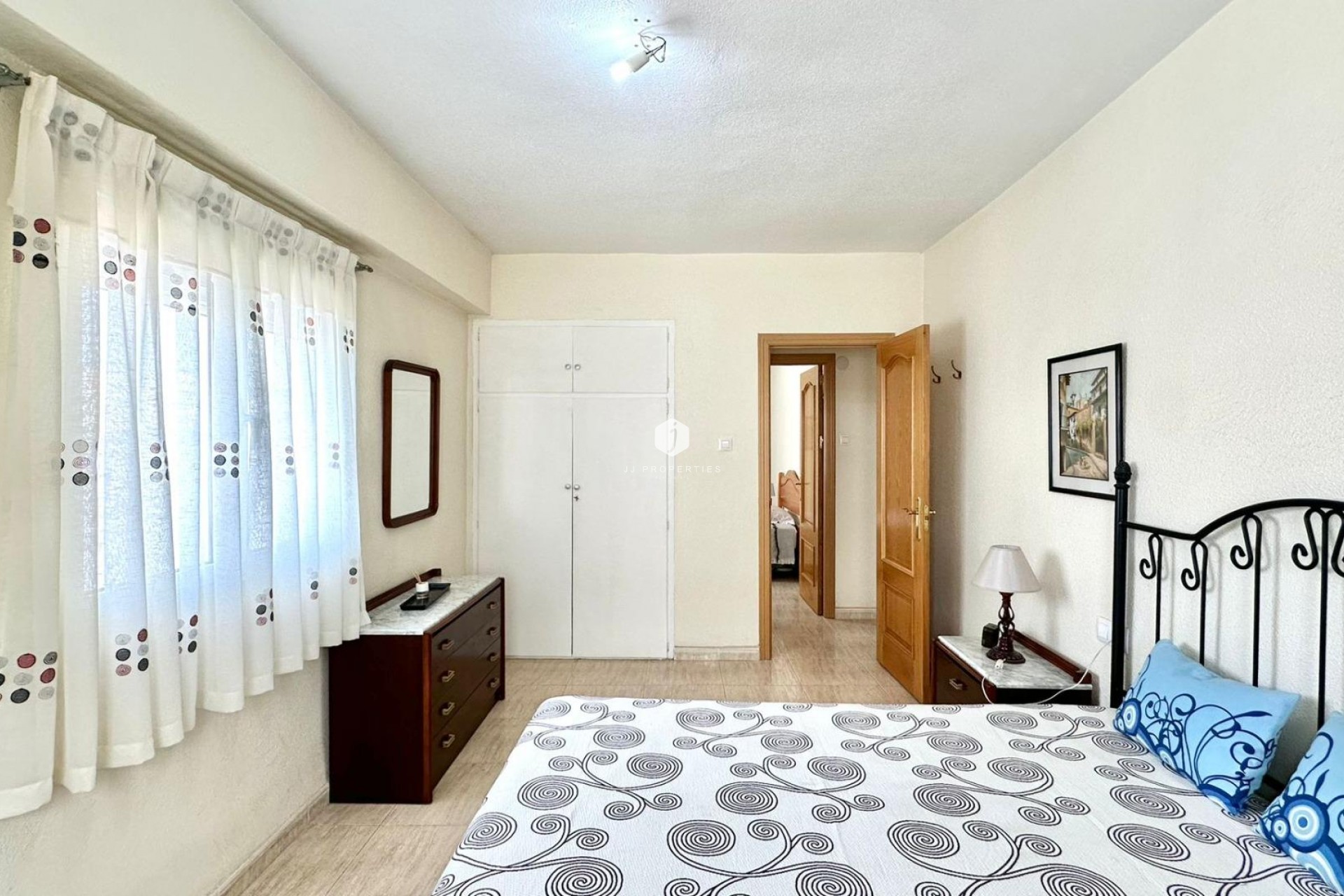 Resale - Apartment / flat -
Torrevieja - Estacion de autobuses