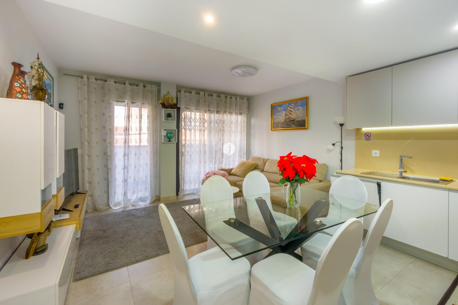 Resale - Apartment / flat -
Torrevieja - Estacion de autobuses
