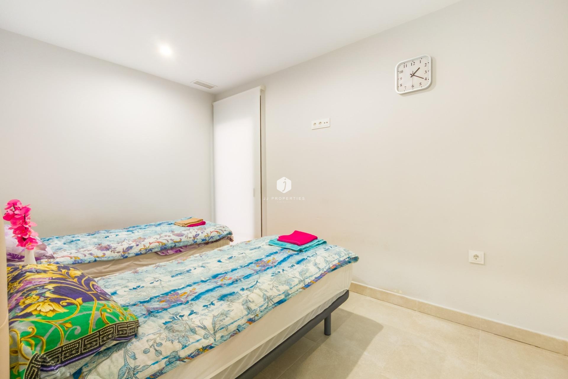 Resale - Apartment / flat -
Torrevieja - Estacion de autobuses