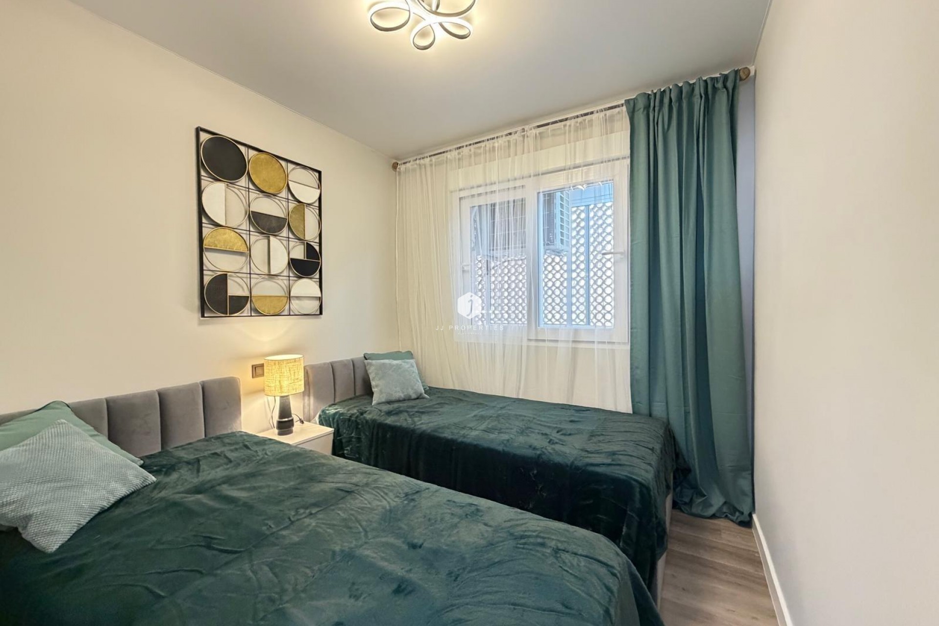 Resale - Apartment / flat -
Torrevieja - Estacion de autobuses