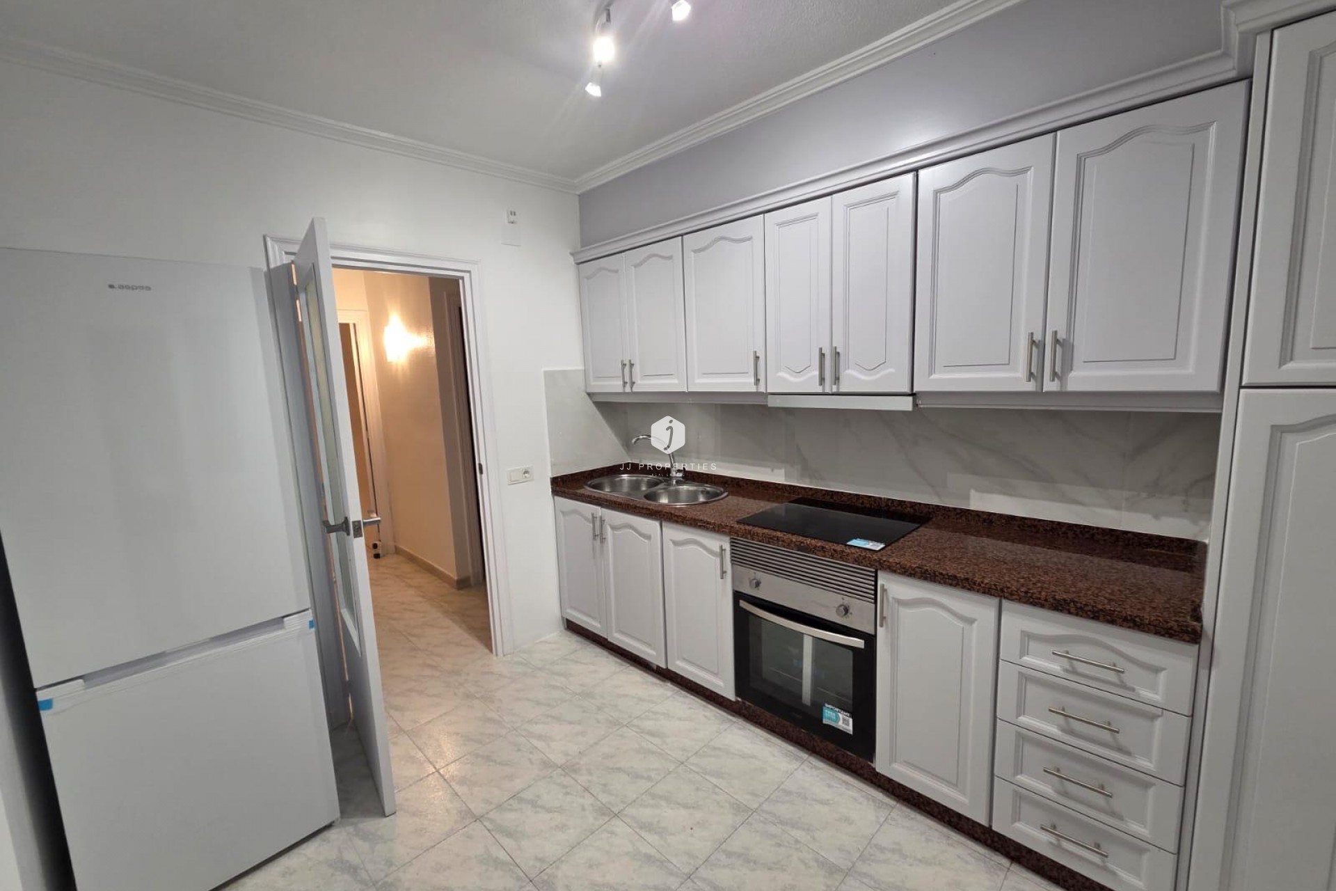 Resale - Apartment / flat -
Torrevieja - Estacion de autobuses