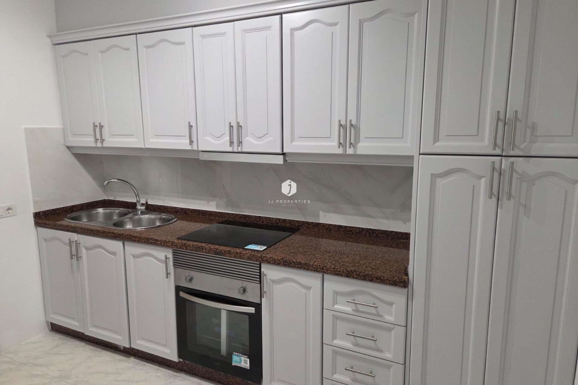 Resale - Apartment / flat -
Torrevieja - Estacion de autobuses