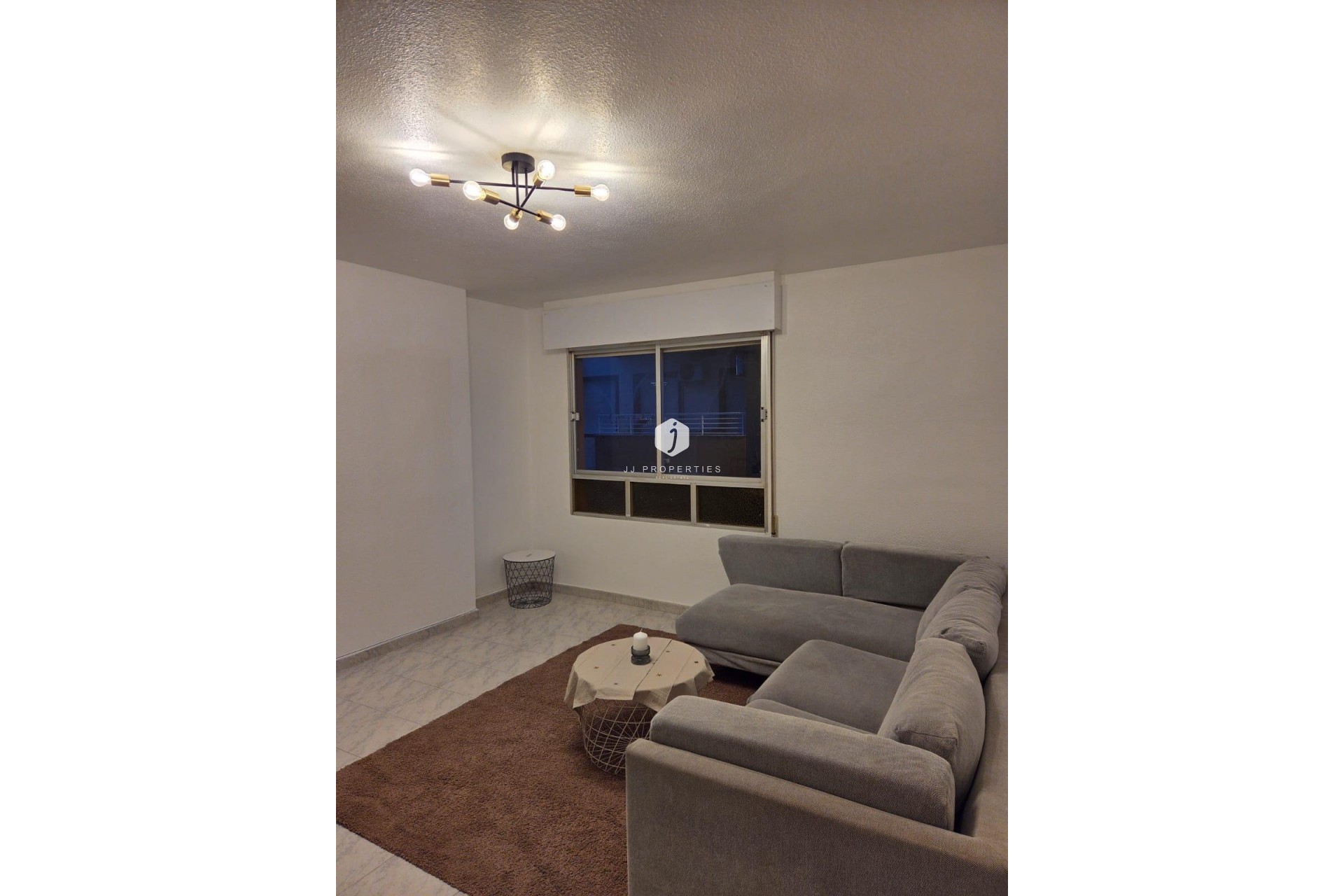 Resale - Apartment / flat -
Torrevieja - Estacion de autobuses