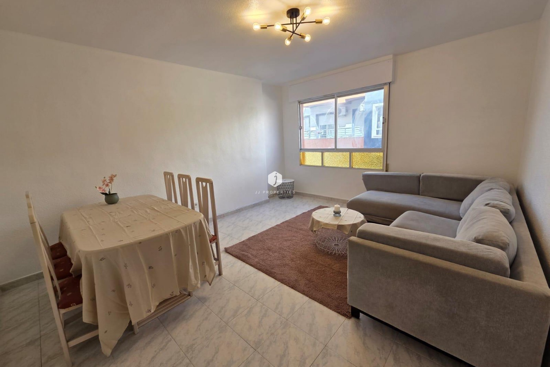 Resale - Apartment / flat -
Torrevieja - Estacion de autobuses