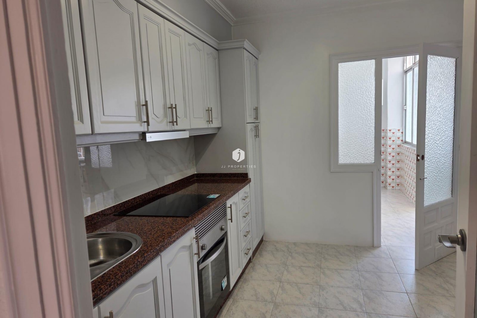 Resale - Apartment / flat -
Torrevieja - Estacion de autobuses