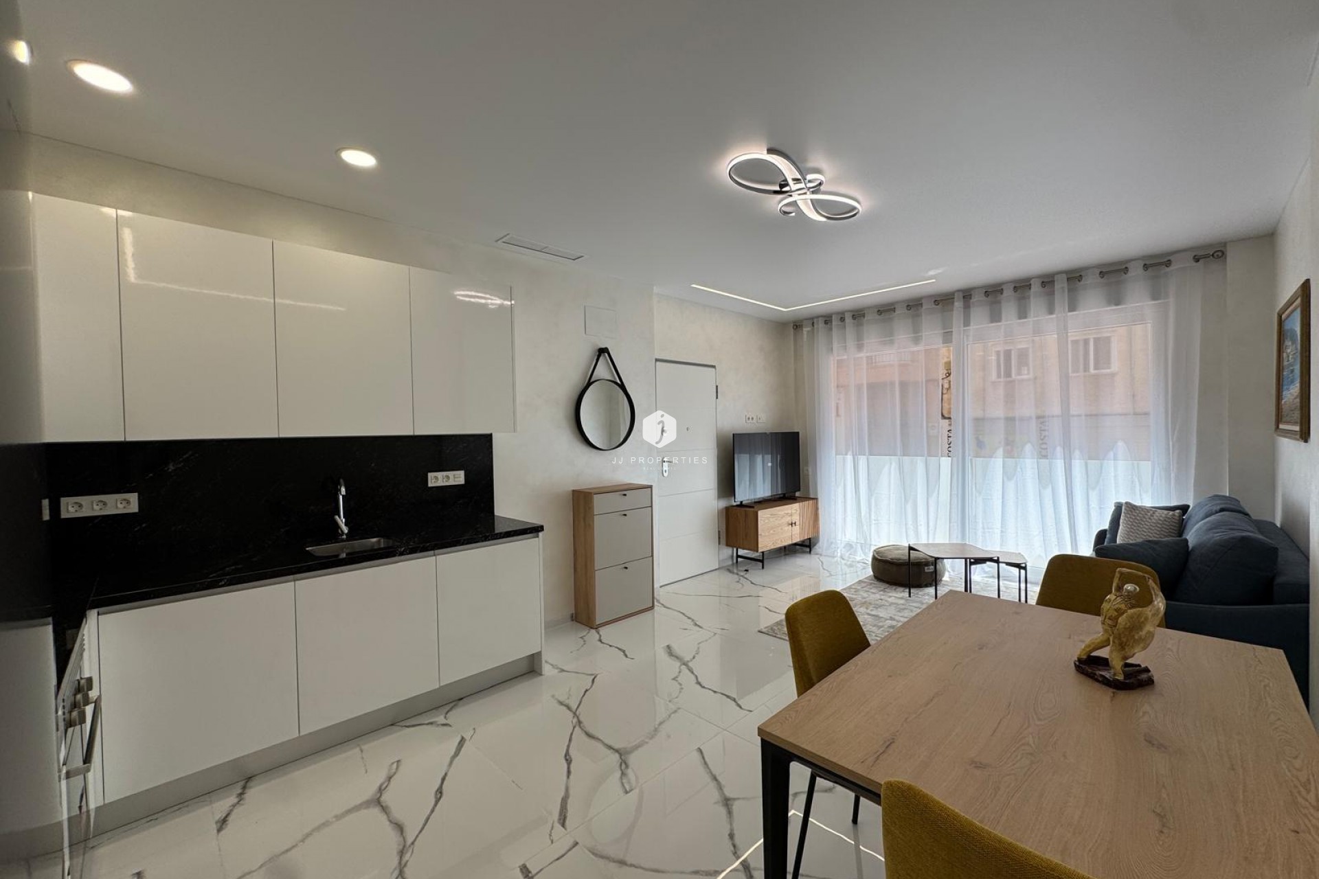 Resale - Apartment / flat -
Torrevieja - Estacion de autobuses