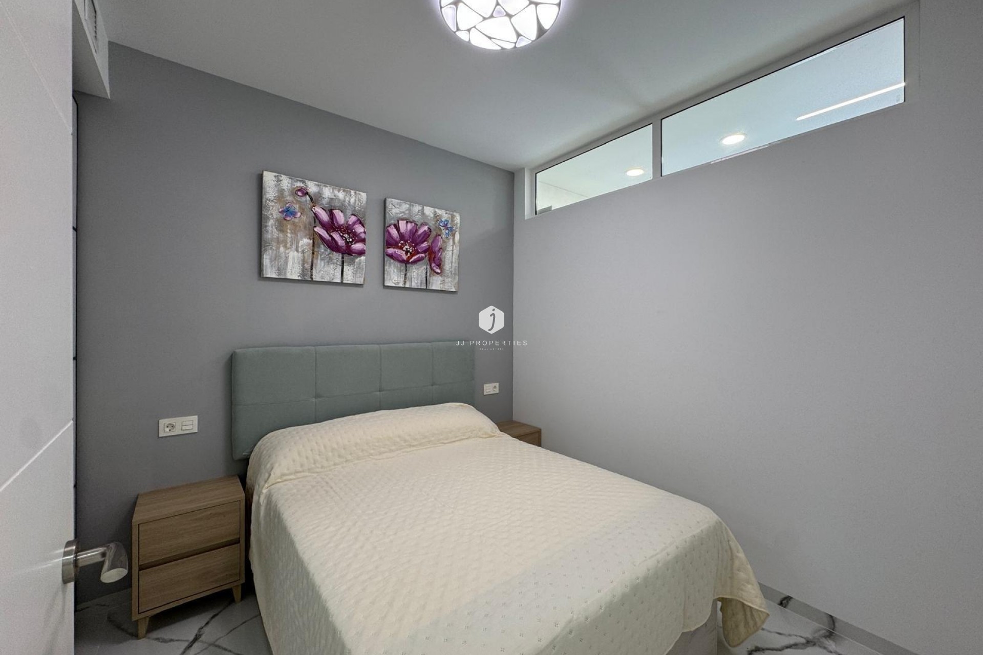 Resale - Apartment / flat -
Torrevieja - Estacion de autobuses