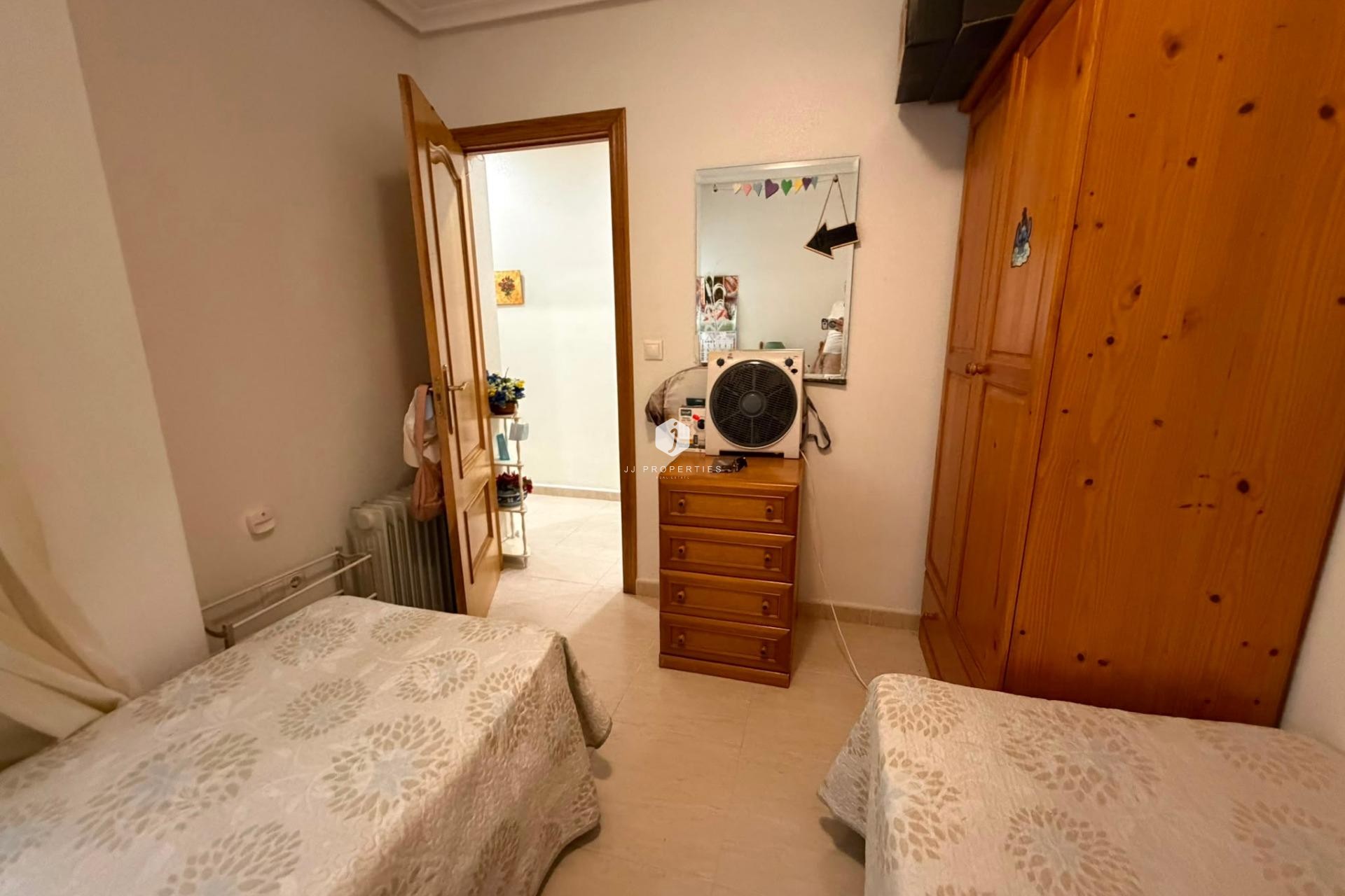 Resale - Apartment / flat -
Torrevieja - Estacion de autobuses