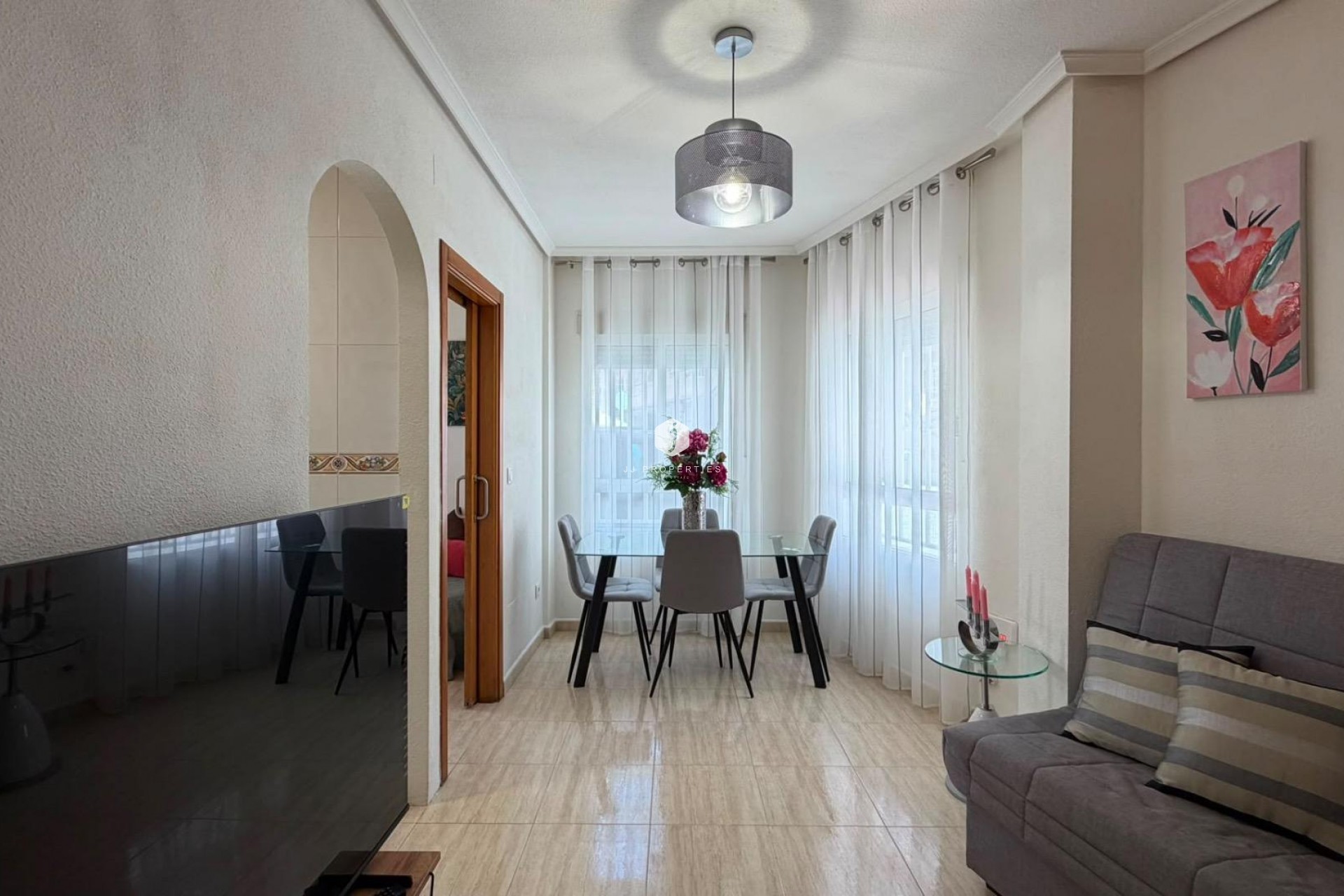 Resale - Apartment / flat -
Torrevieja - Estacion de autobuses