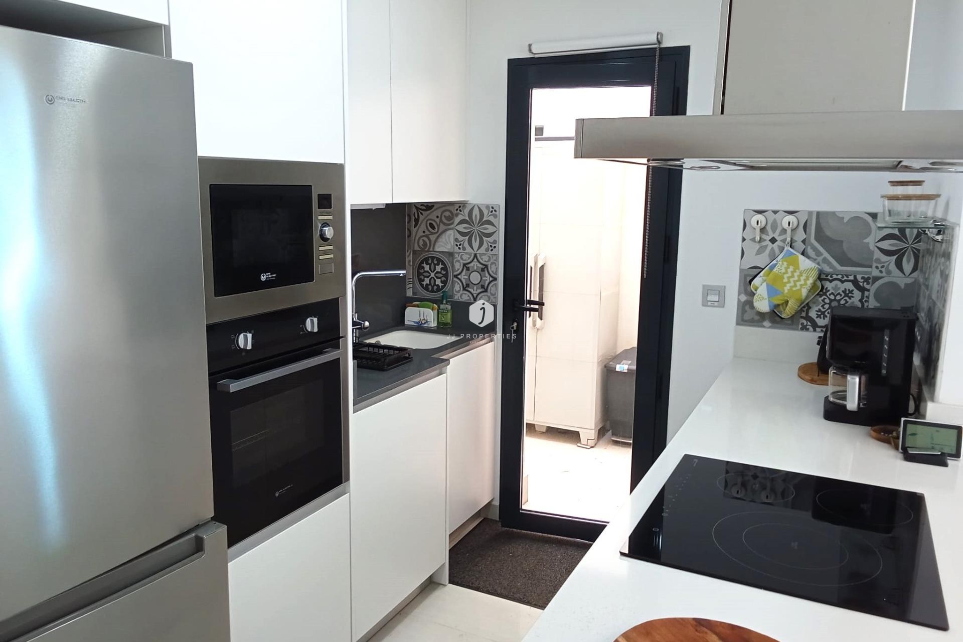 Resale - Apartment / flat -
Torrevieja - Estacion de autobuses