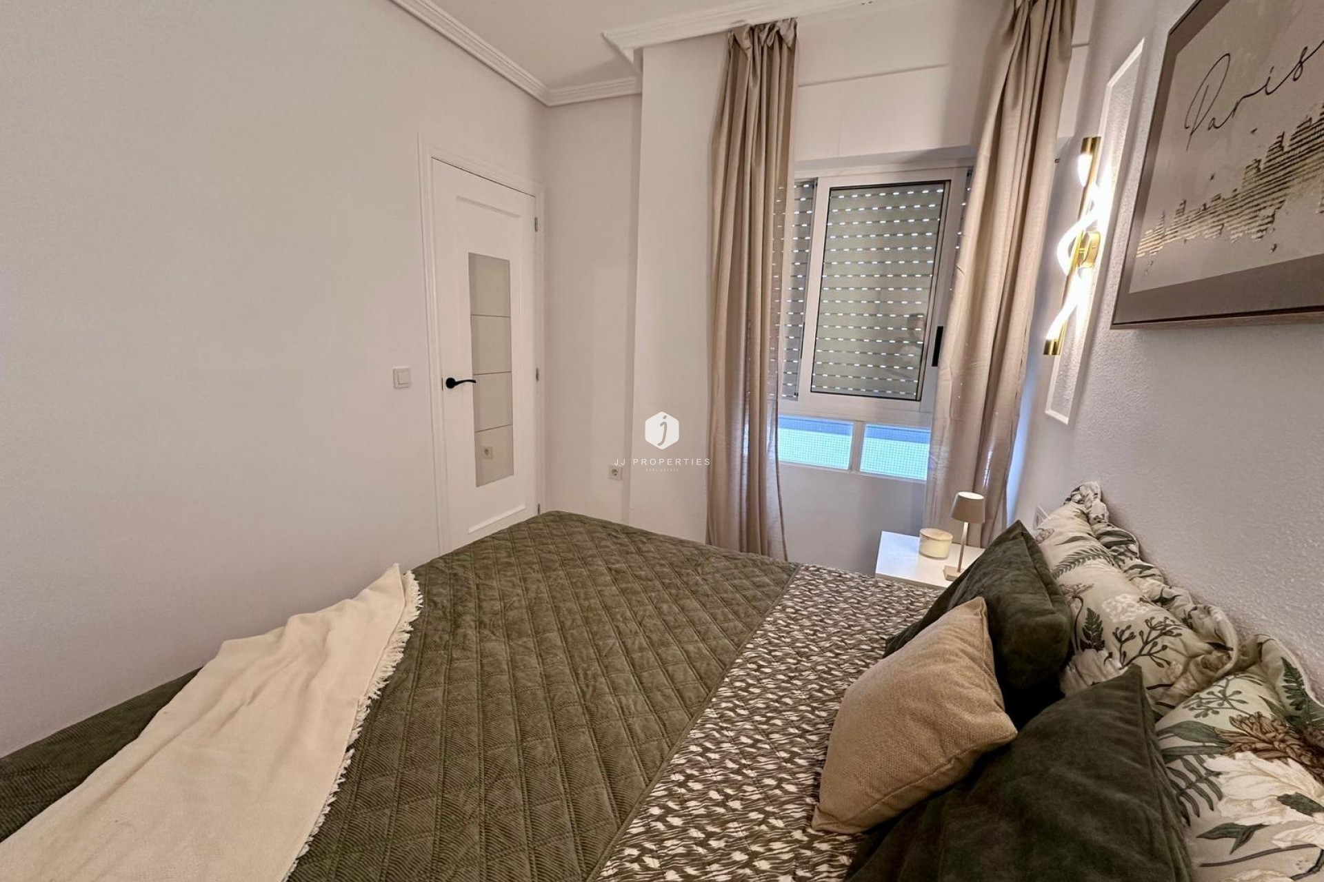 Resale - Apartment / flat -
Torrevieja - Estacion de autobuses