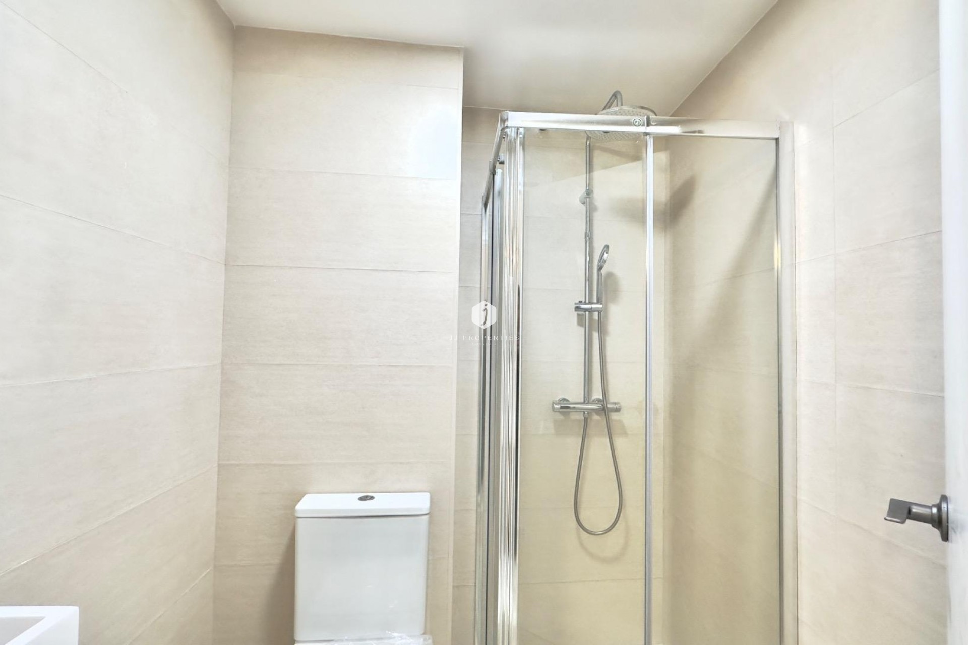 Resale - Apartment / flat -
Torrevieja - Estacion de autobuses