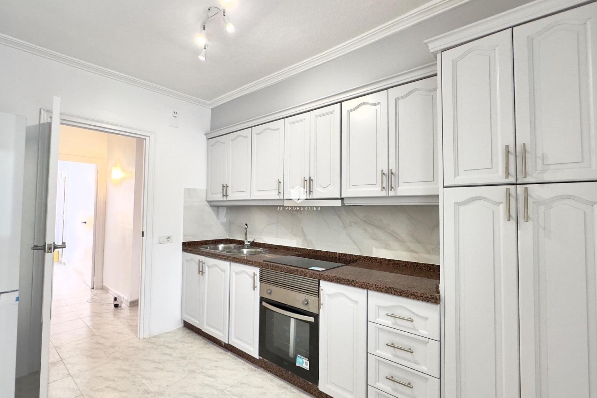 Resale - Apartment / flat -
Torrevieja - Estacion de autobuses