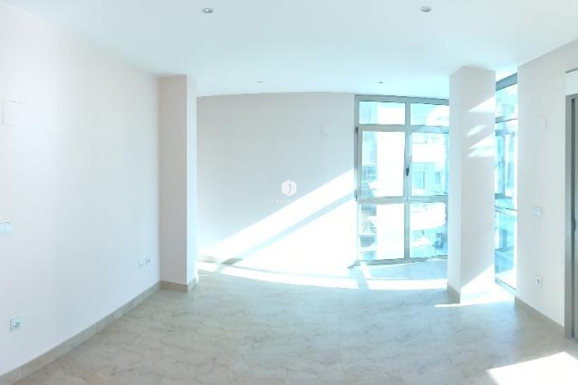 Resale - Apartment / flat -
Torrevieja - Estacion de autobuses