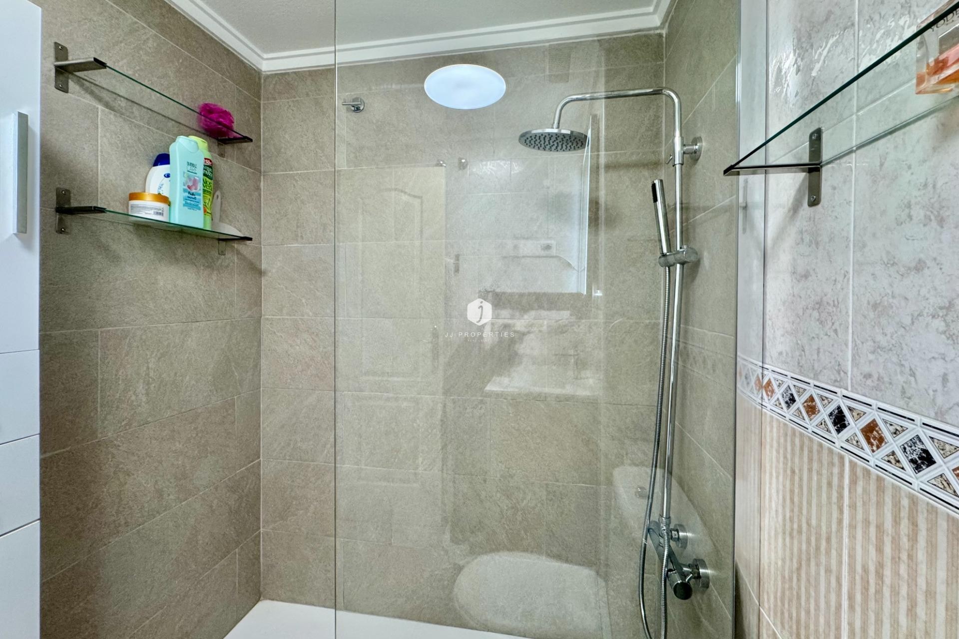Resale - Apartment / flat -
Torrevieja - Gaspar Perrelló