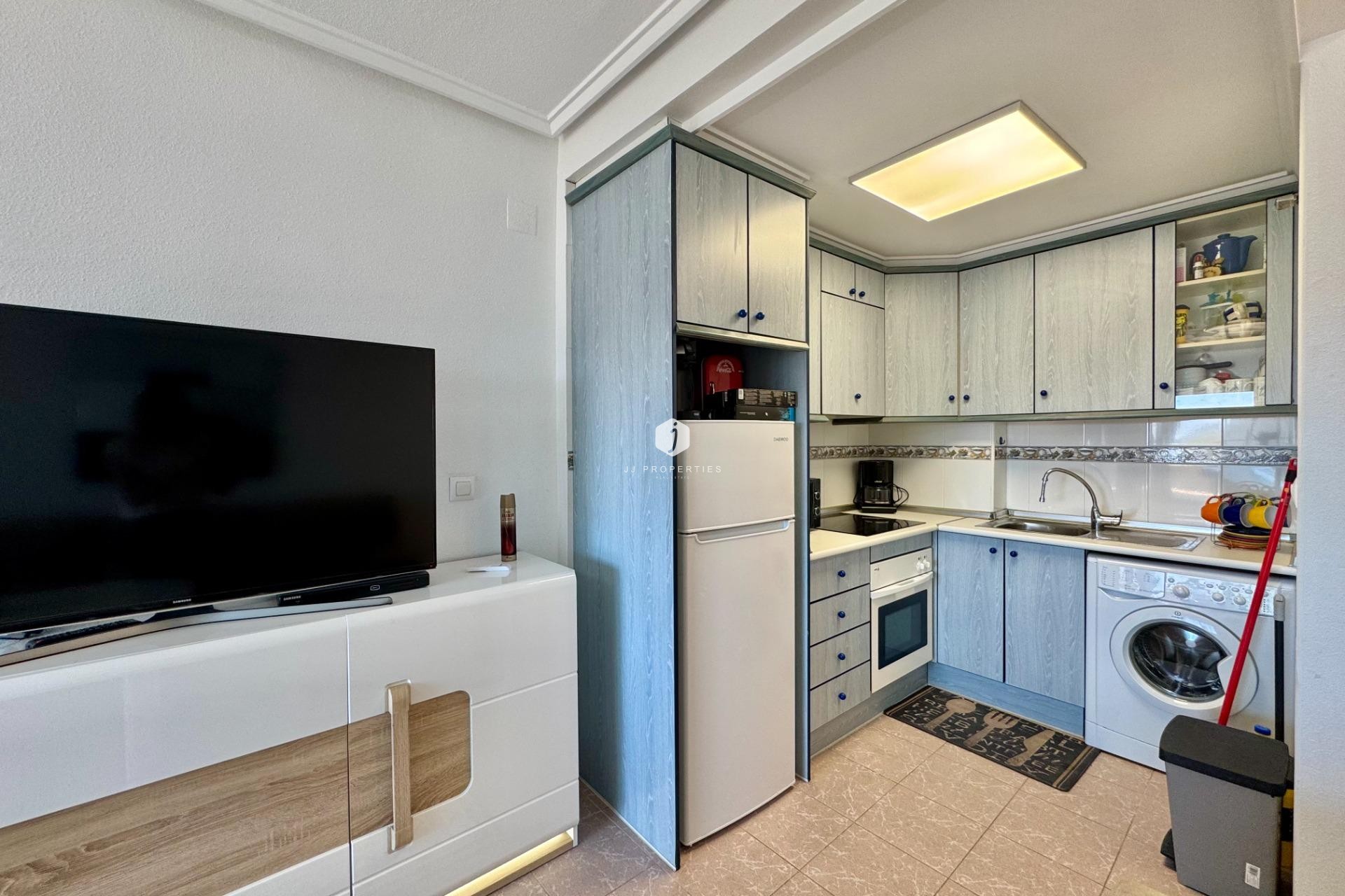 Resale - Apartment / flat -
Torrevieja - Gaspar Perrelló