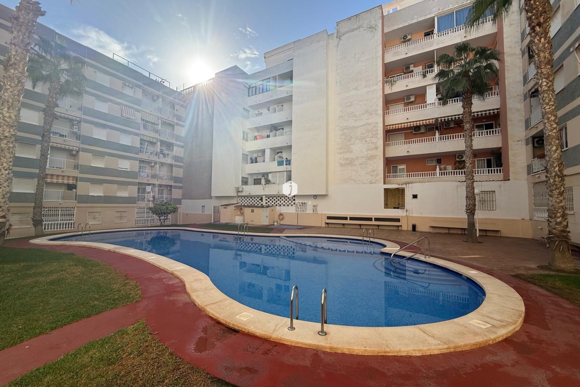 Resale - Apartment / flat -
Torrevieja - Habaneras