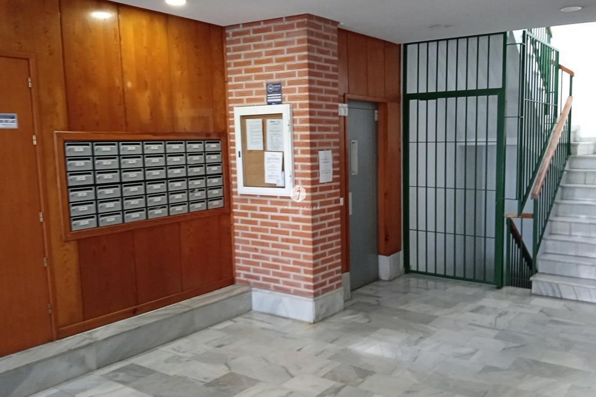 Resale - Apartment / flat -
Torrevieja - Habaneras