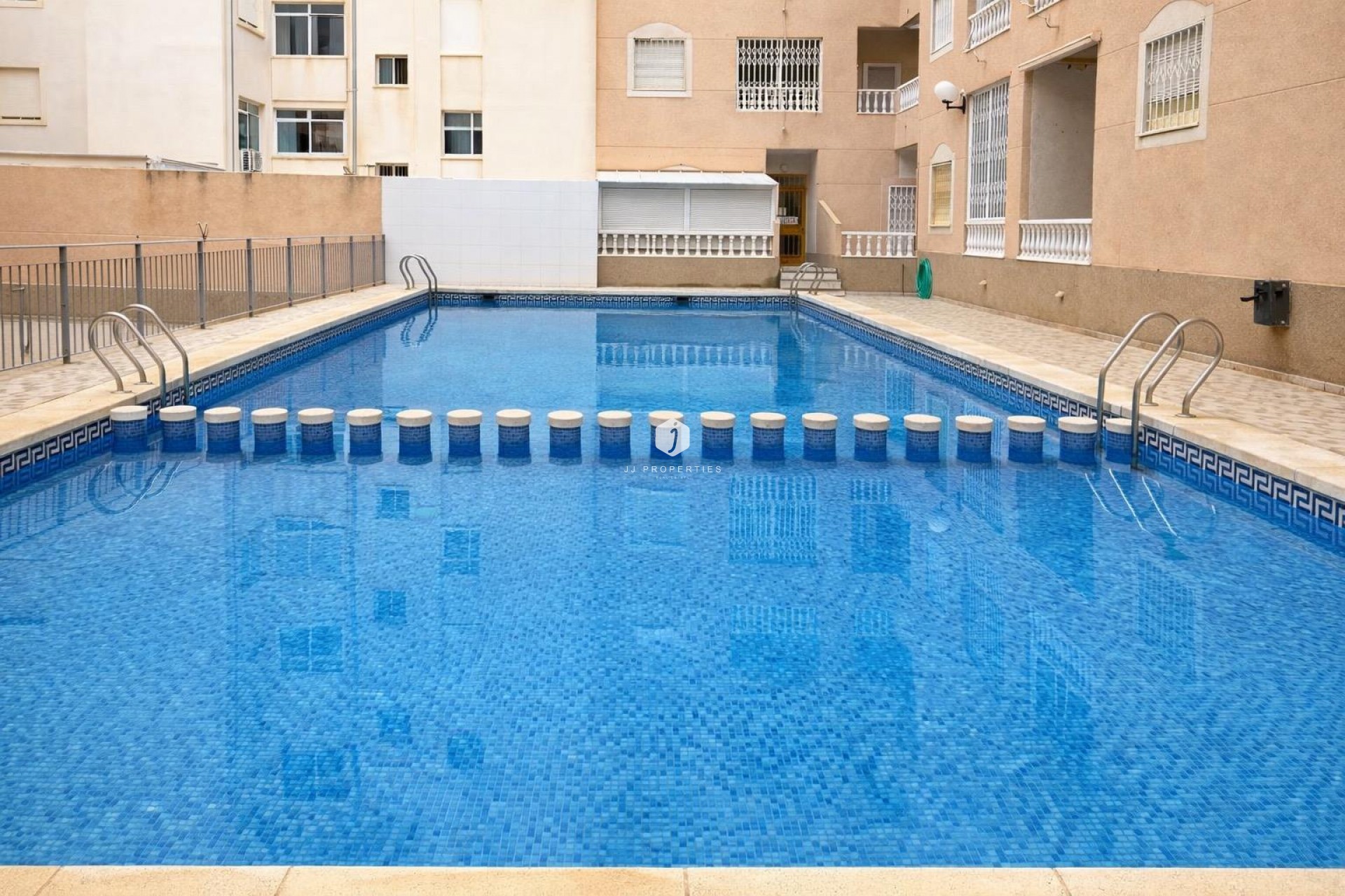 Resale - Apartment / flat -
Torrevieja - Habaneras
