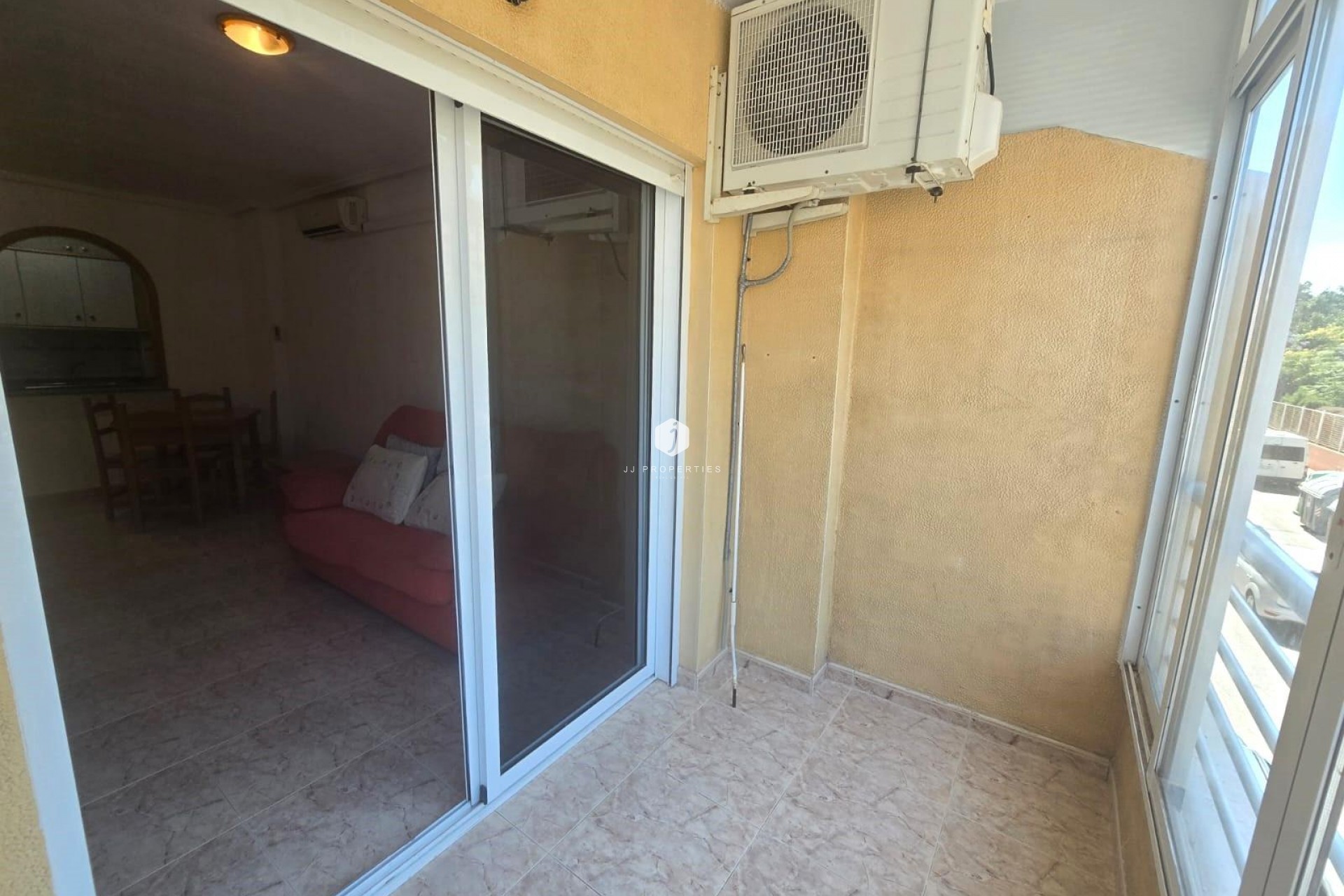 Resale - Apartment / flat -
Torrevieja - Habaneras