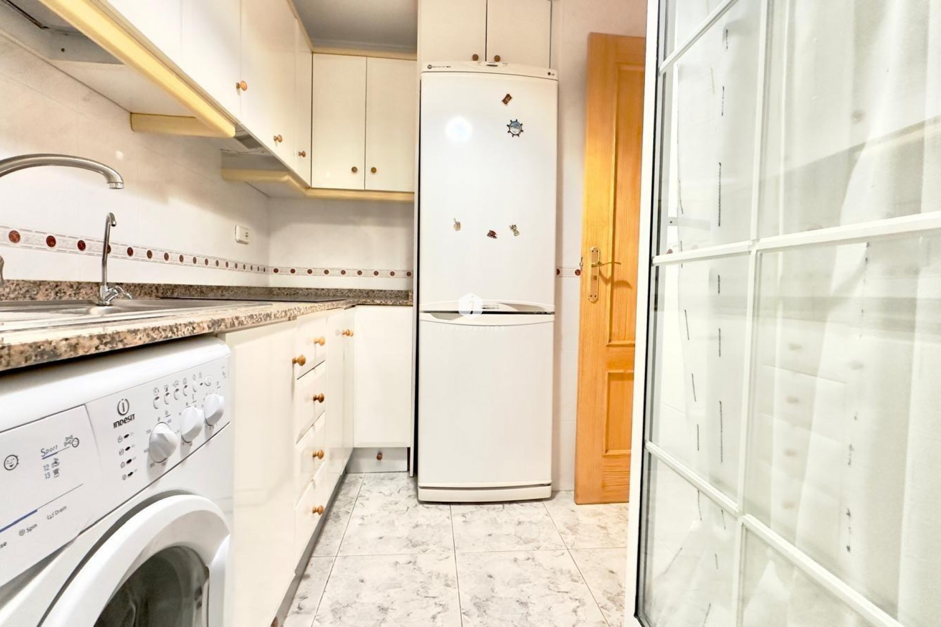 Resale - Apartment / flat -
Torrevieja - La Mata Pueblo