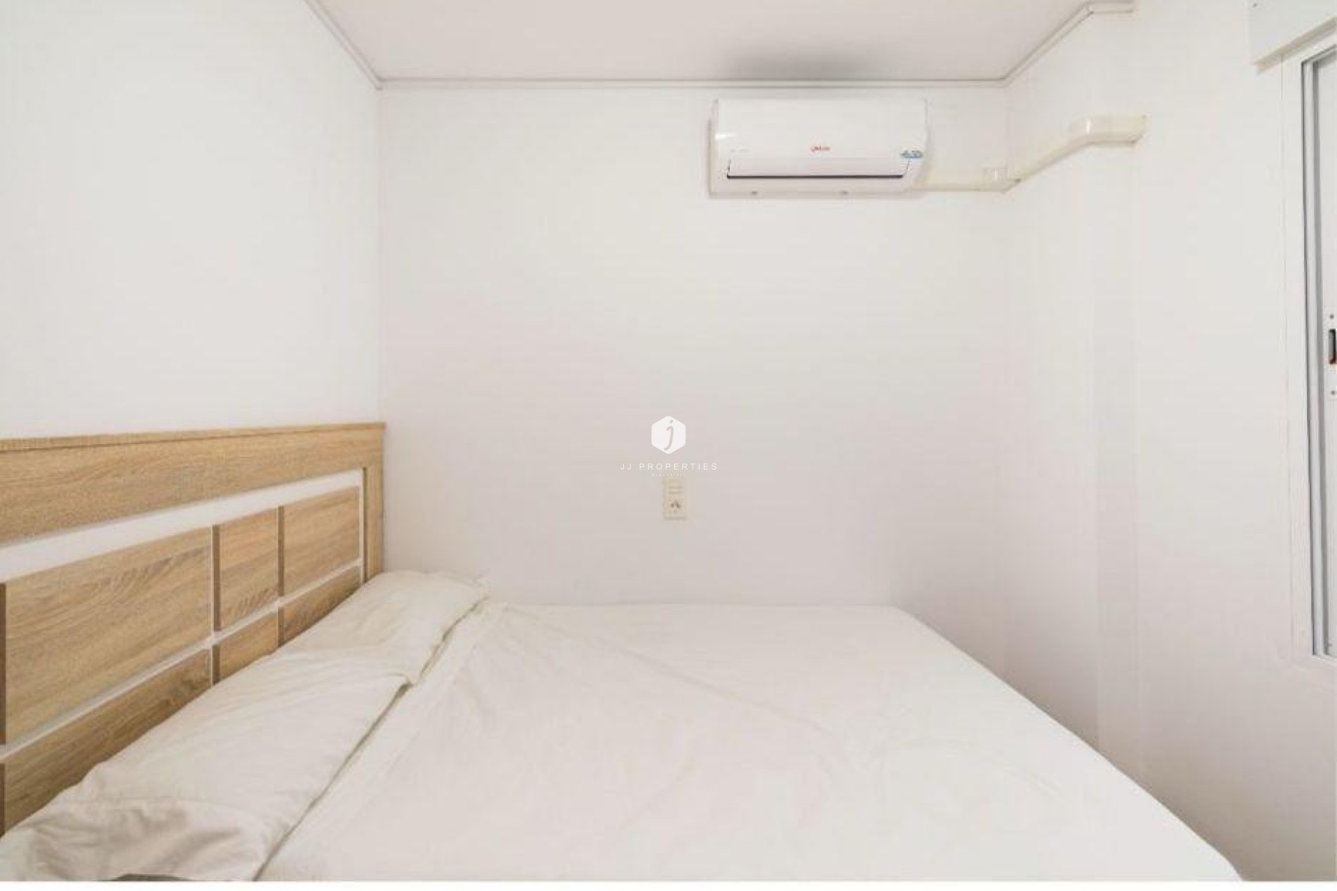 Resale - Apartment / flat -
Torrevieja - La Mata Pueblo