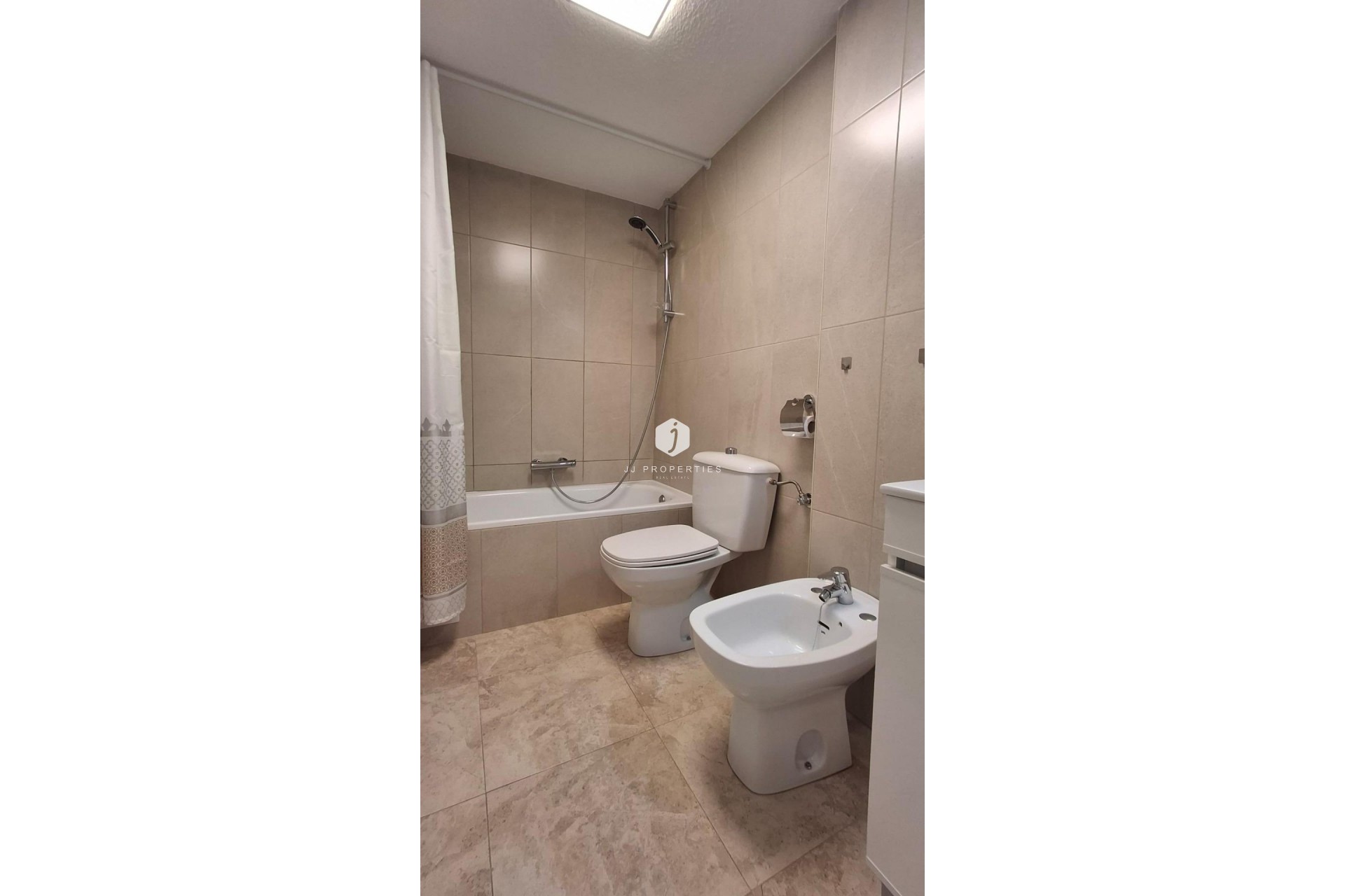 Resale - Apartment / flat -
Torrevieja - La Mata Pueblo