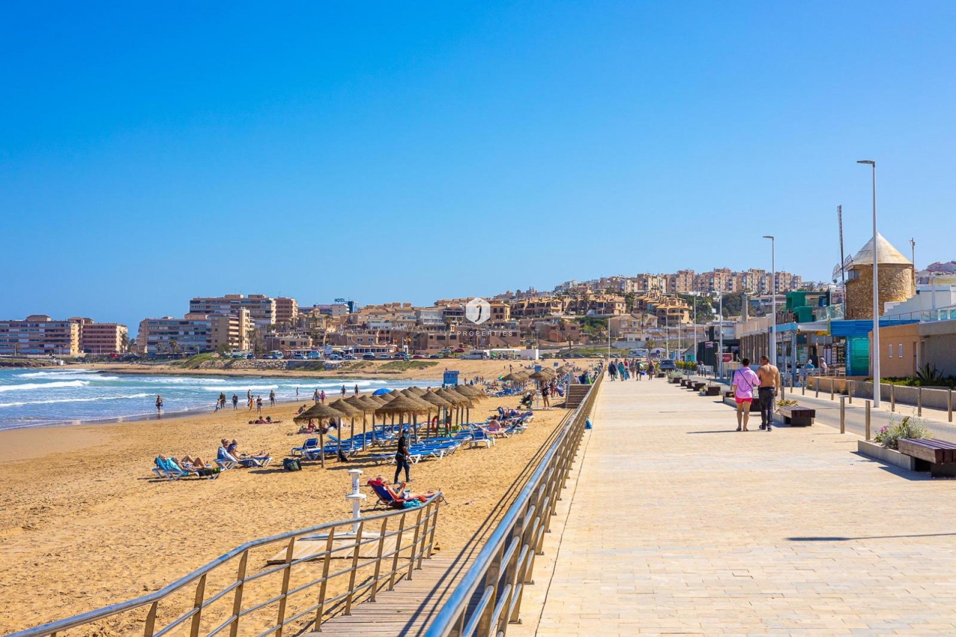 Resale - Apartment / flat -
Torrevieja - La Mata Pueblo