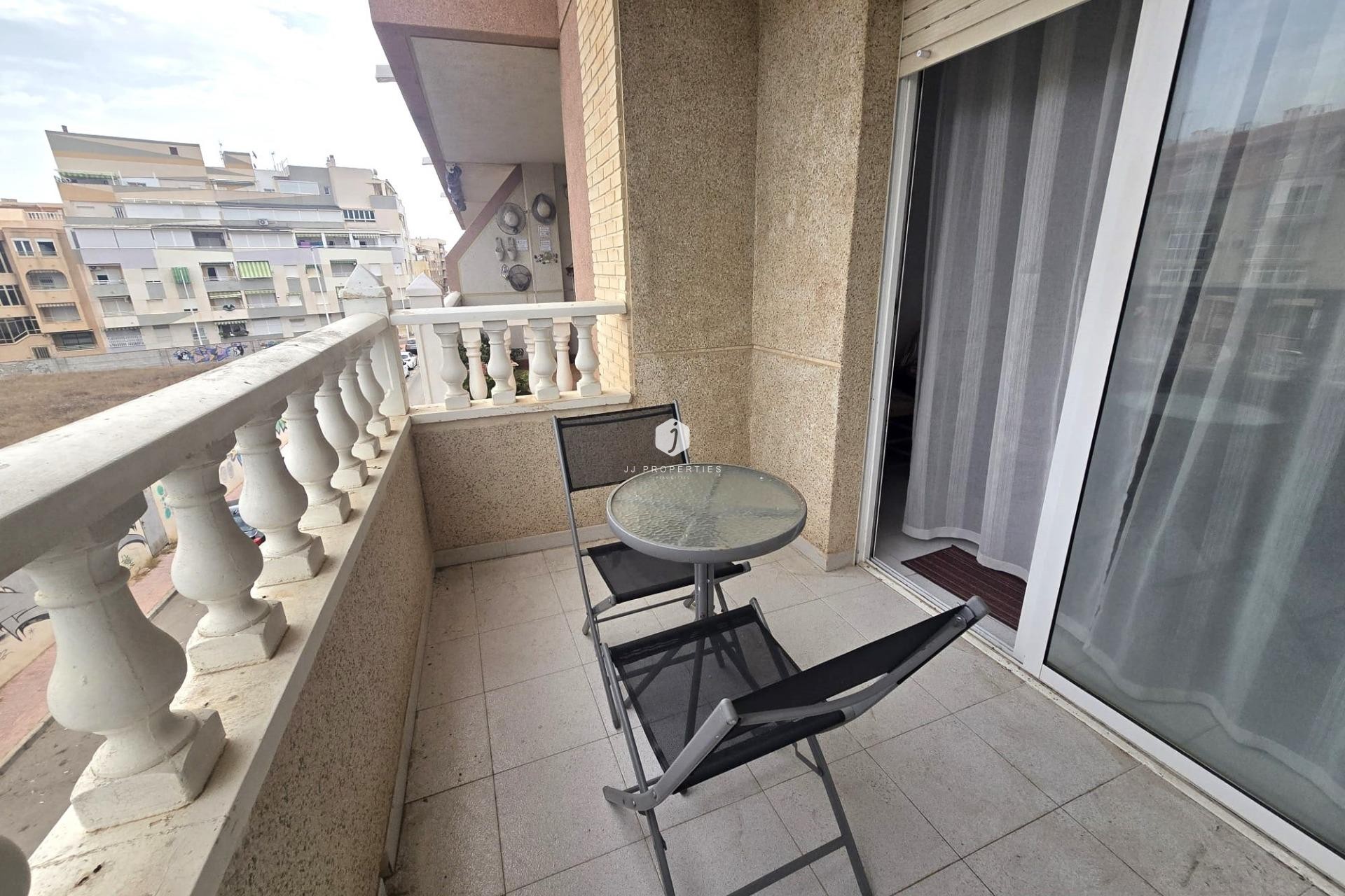 Resale - Apartment / flat -
Torrevieja - La Mata Pueblo
