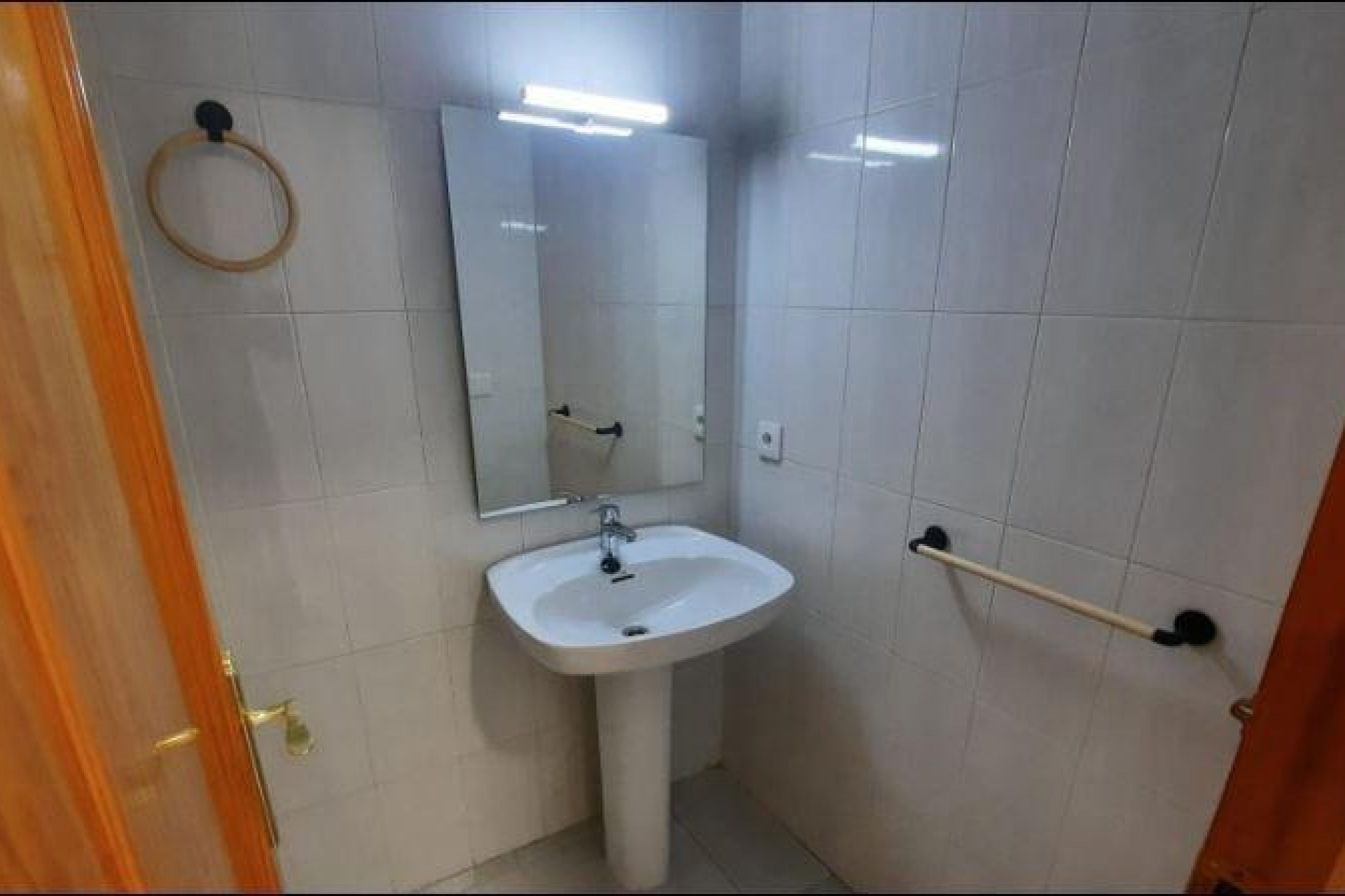 Resale - Apartment / flat -
Torrevieja - La Mata