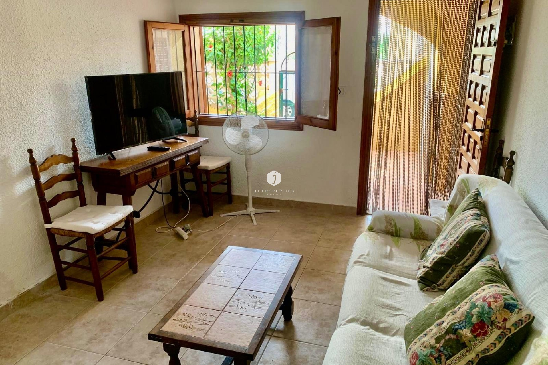 Resale - Apartment / flat -
Torrevieja - La Mata