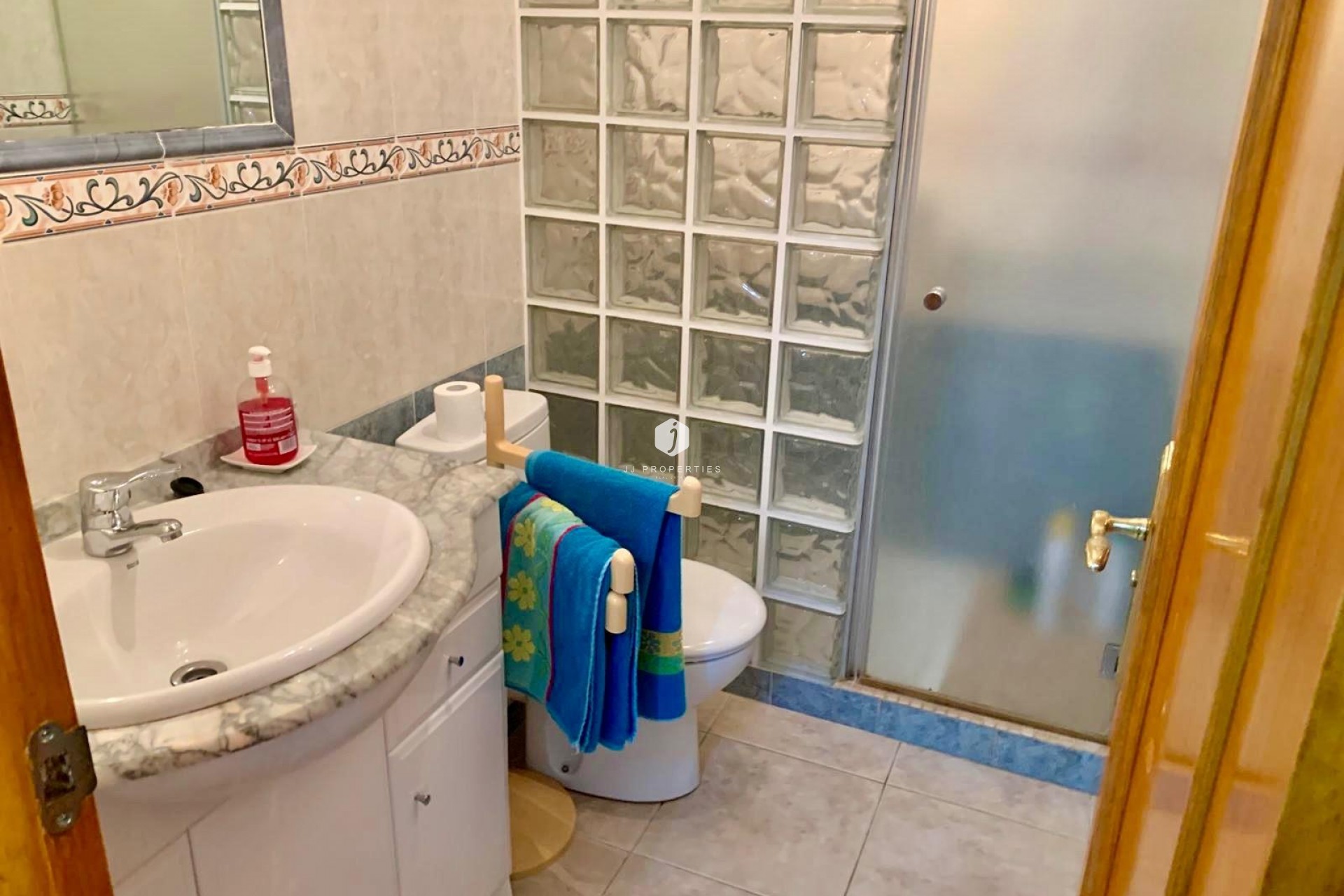 Resale - Apartment / flat -
Torrevieja - La Mata