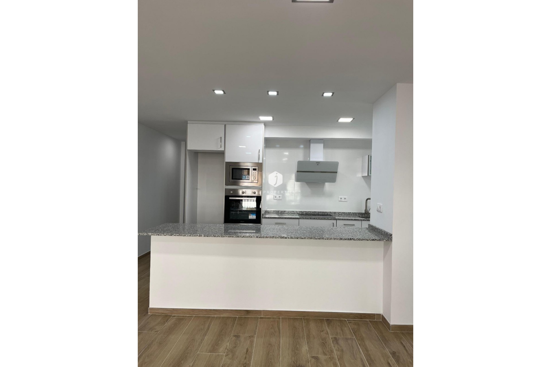 Resale - Apartment / flat -
Torrevieja - La Mata