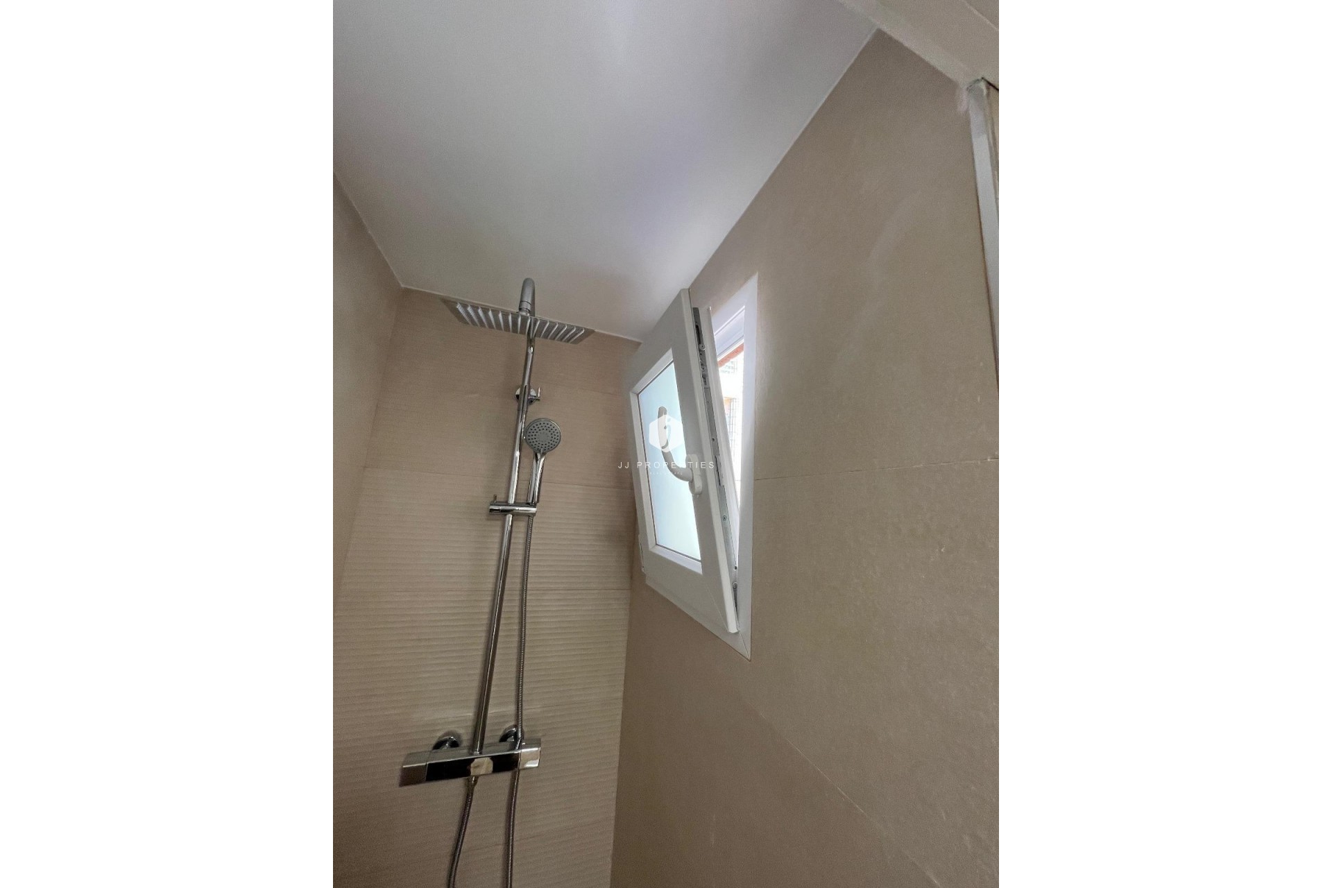 Resale - Apartment / flat -
Torrevieja - La Mata