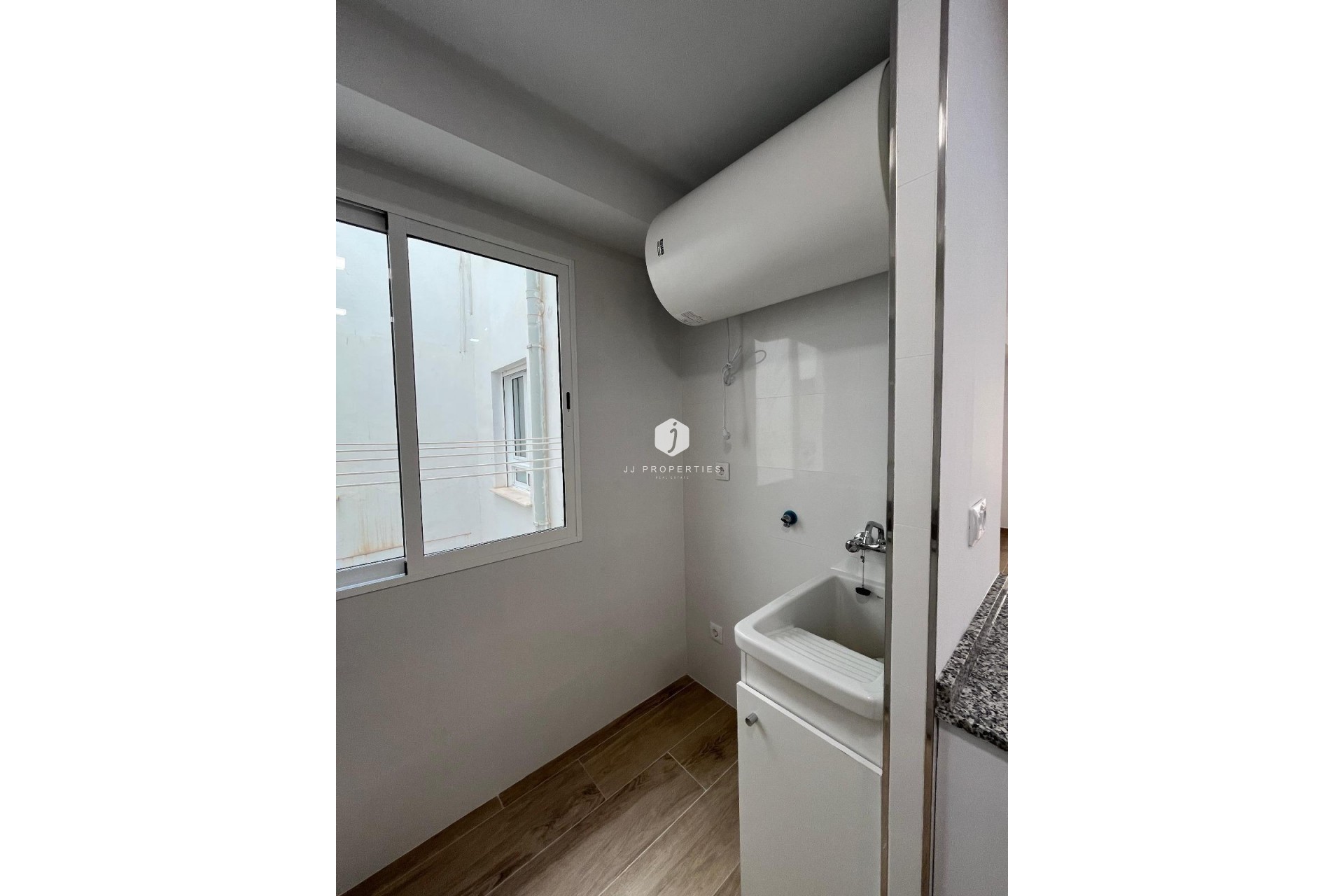 Resale - Apartment / flat -
Torrevieja - La Mata