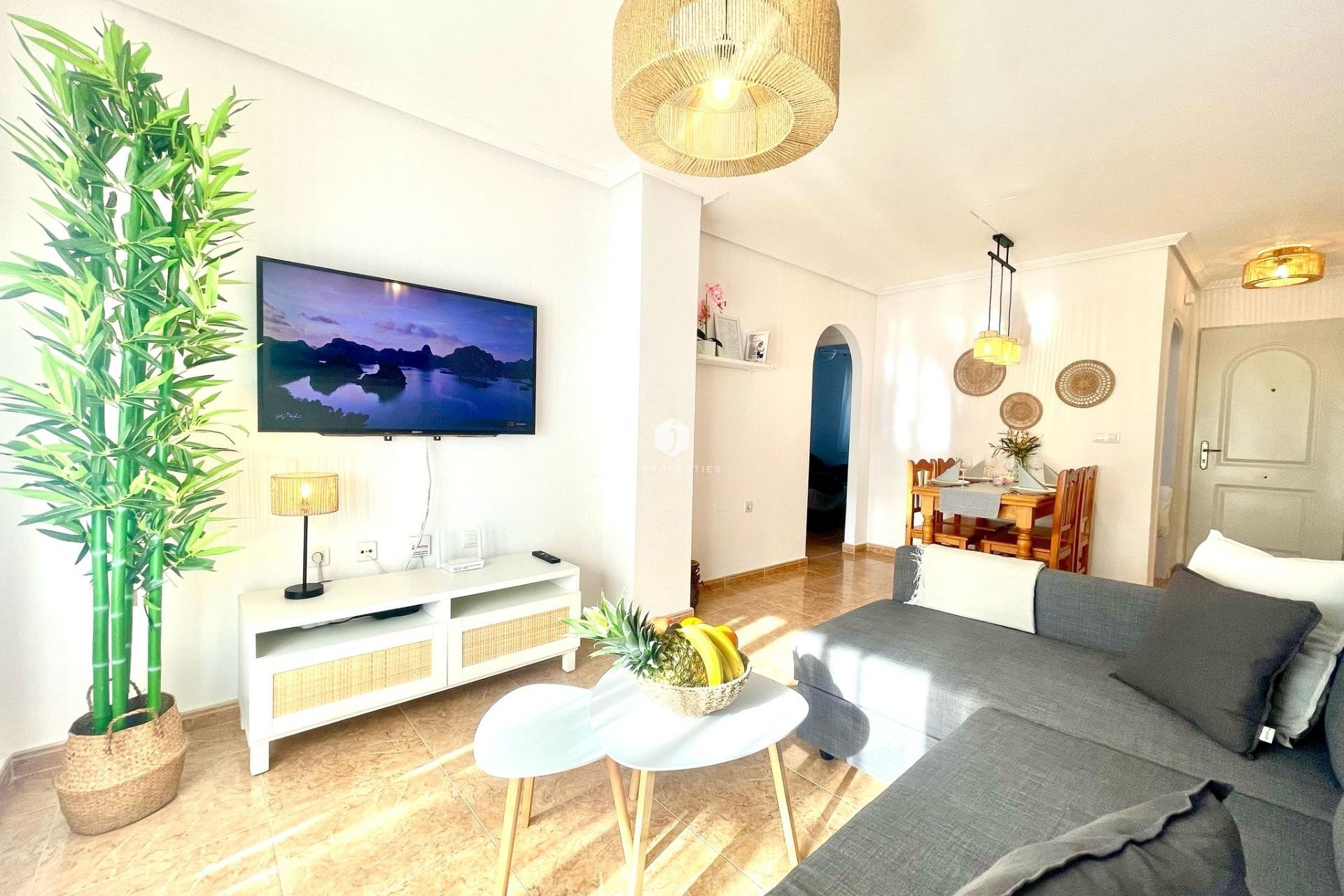 Resale - Apartment / flat -
Torrevieja - La Mata