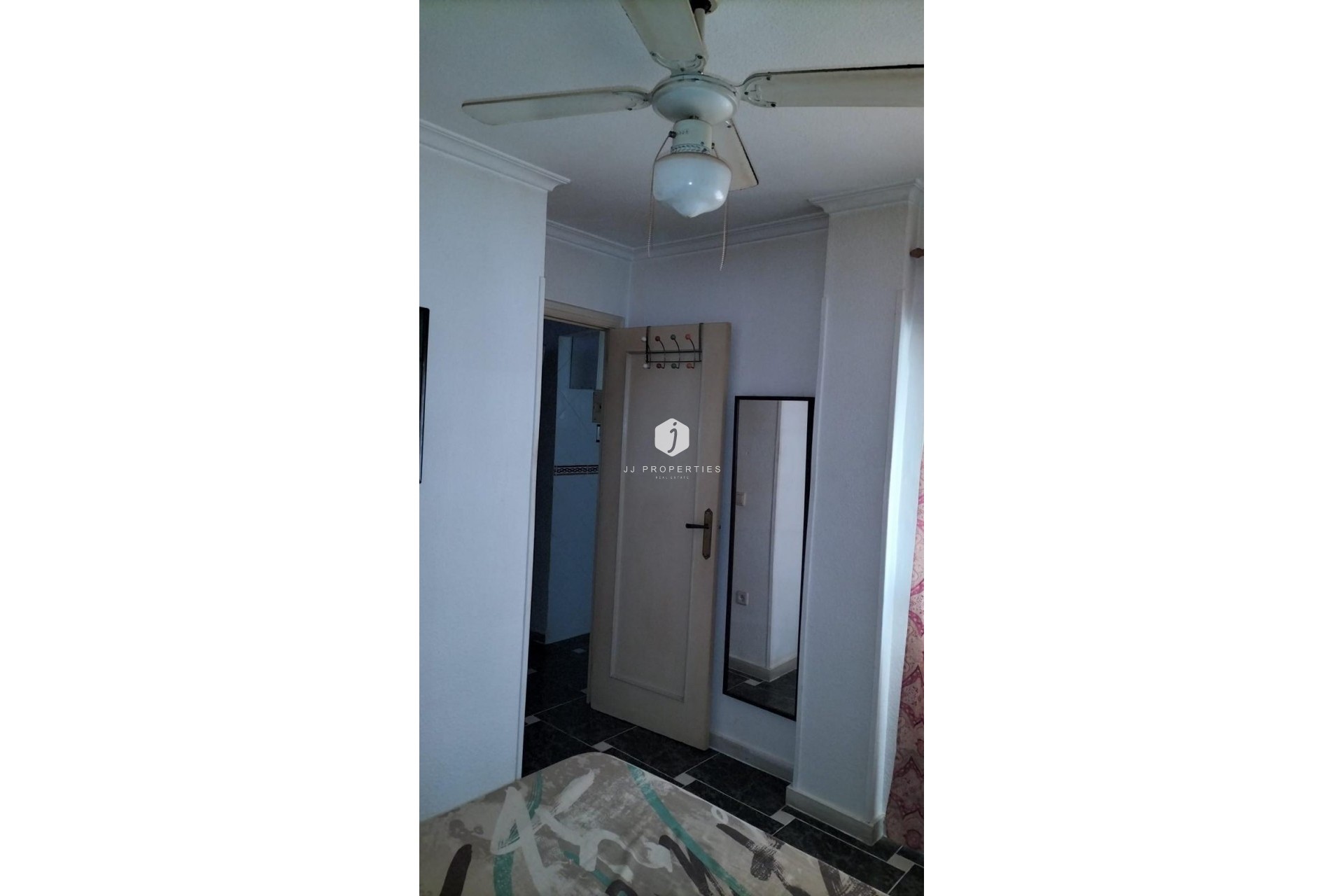 Resale - Apartment / flat -
Torrevieja - La Mata