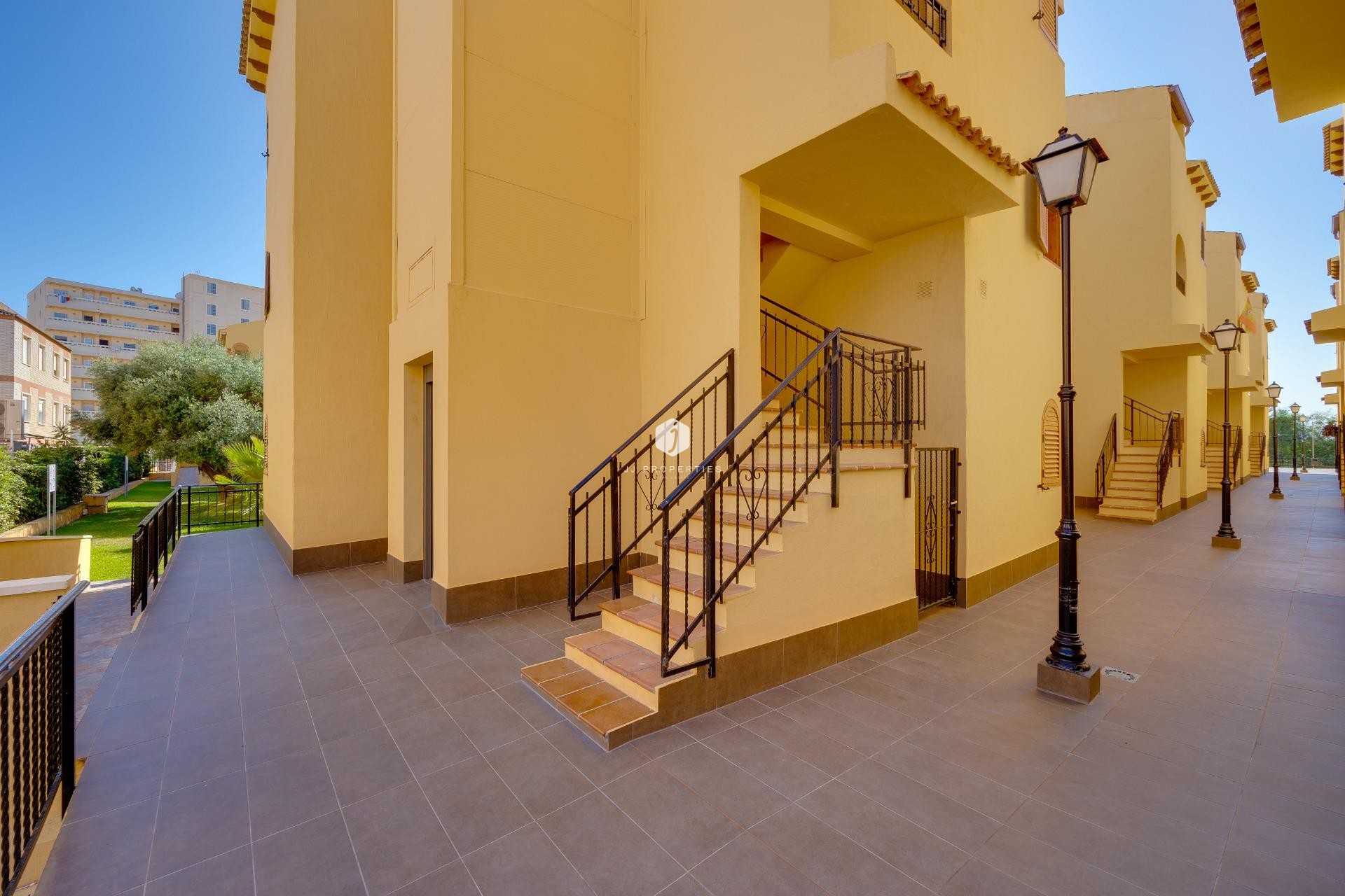 Resale - Apartment / flat -
Torrevieja - La Mata