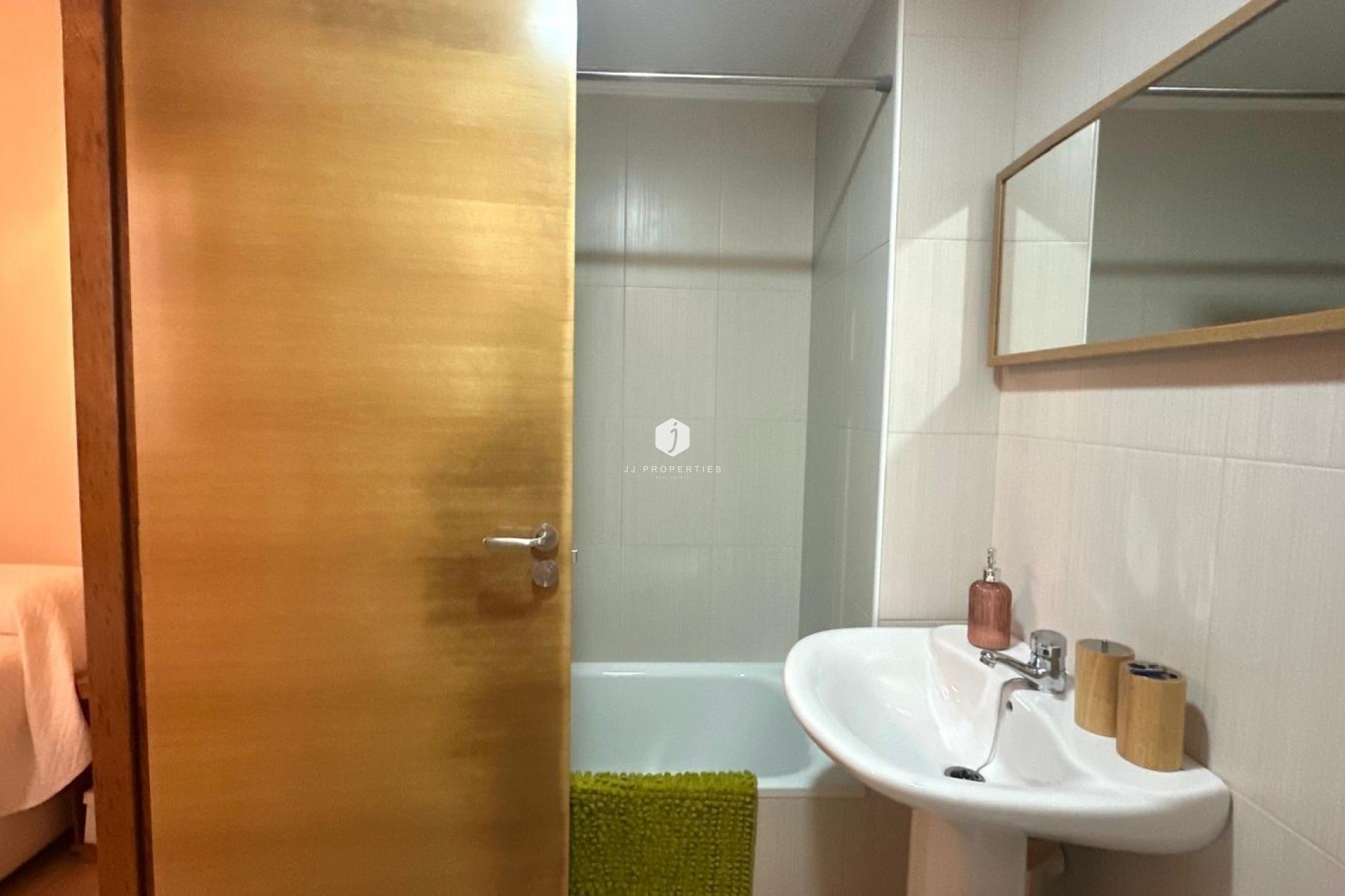 Resale - Apartment / flat -
Torrevieja - La Mata