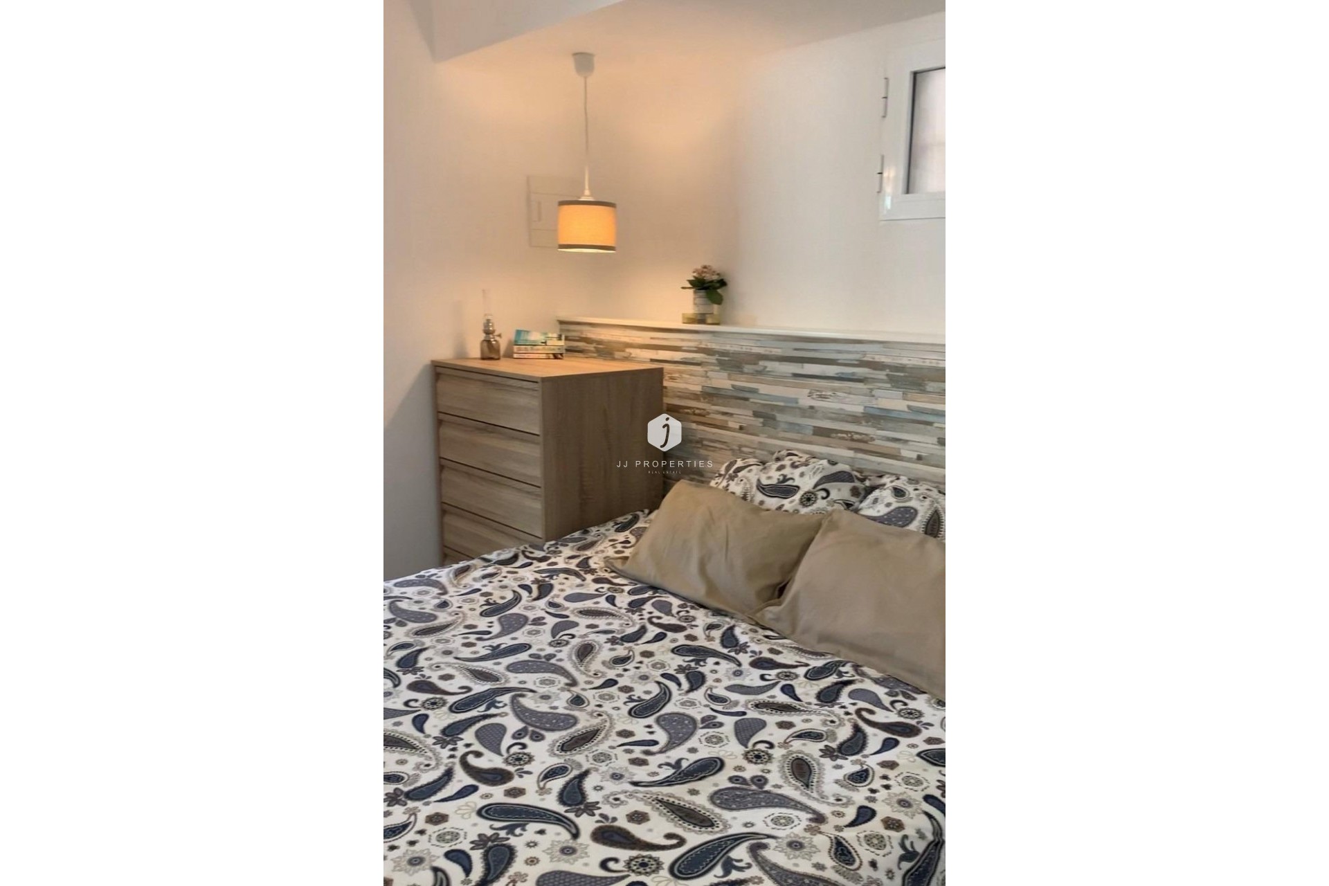 Resale - Apartment / flat -
Torrevieja - La Mata