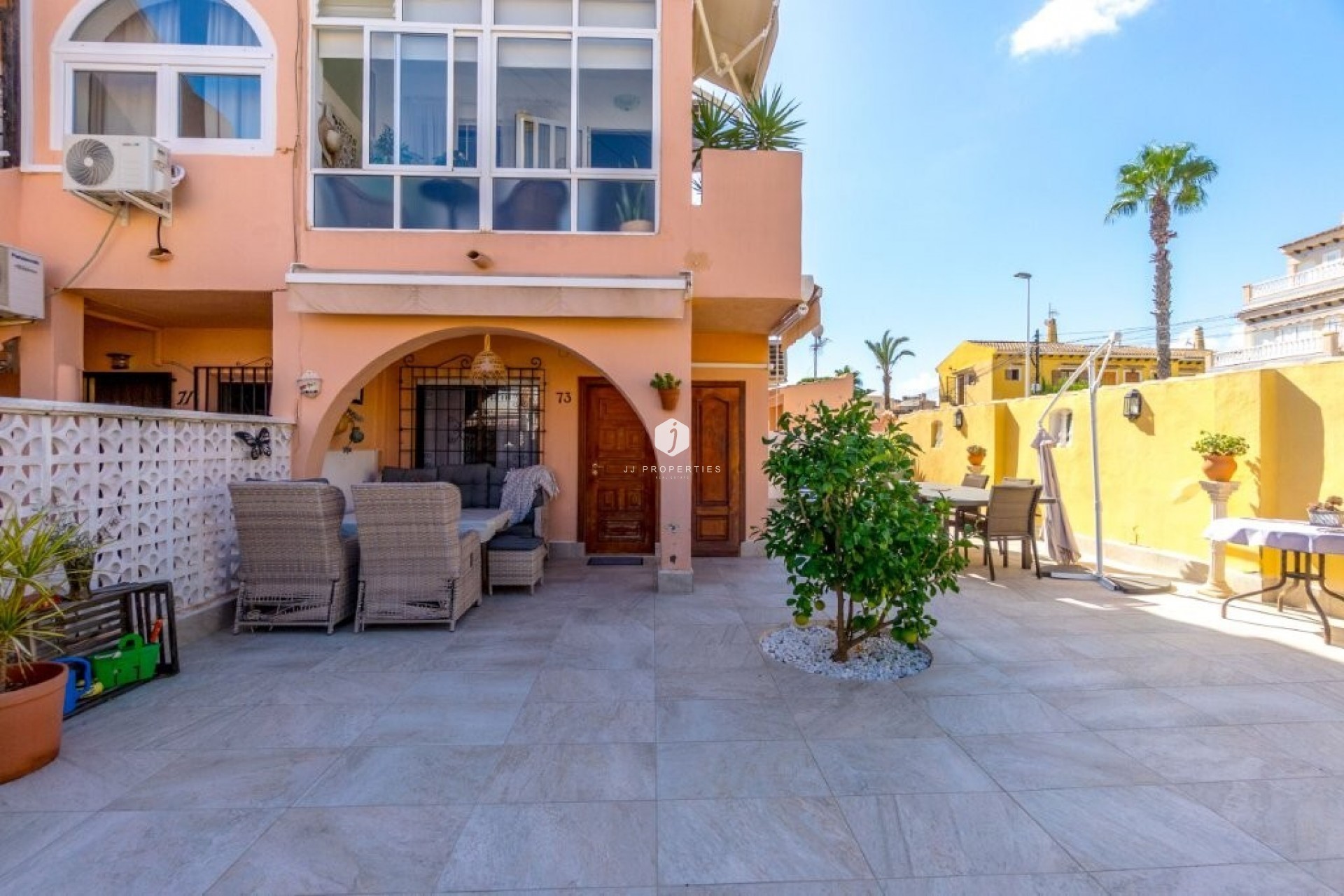 Resale - Apartment / flat -
Torrevieja - La Rosaleda