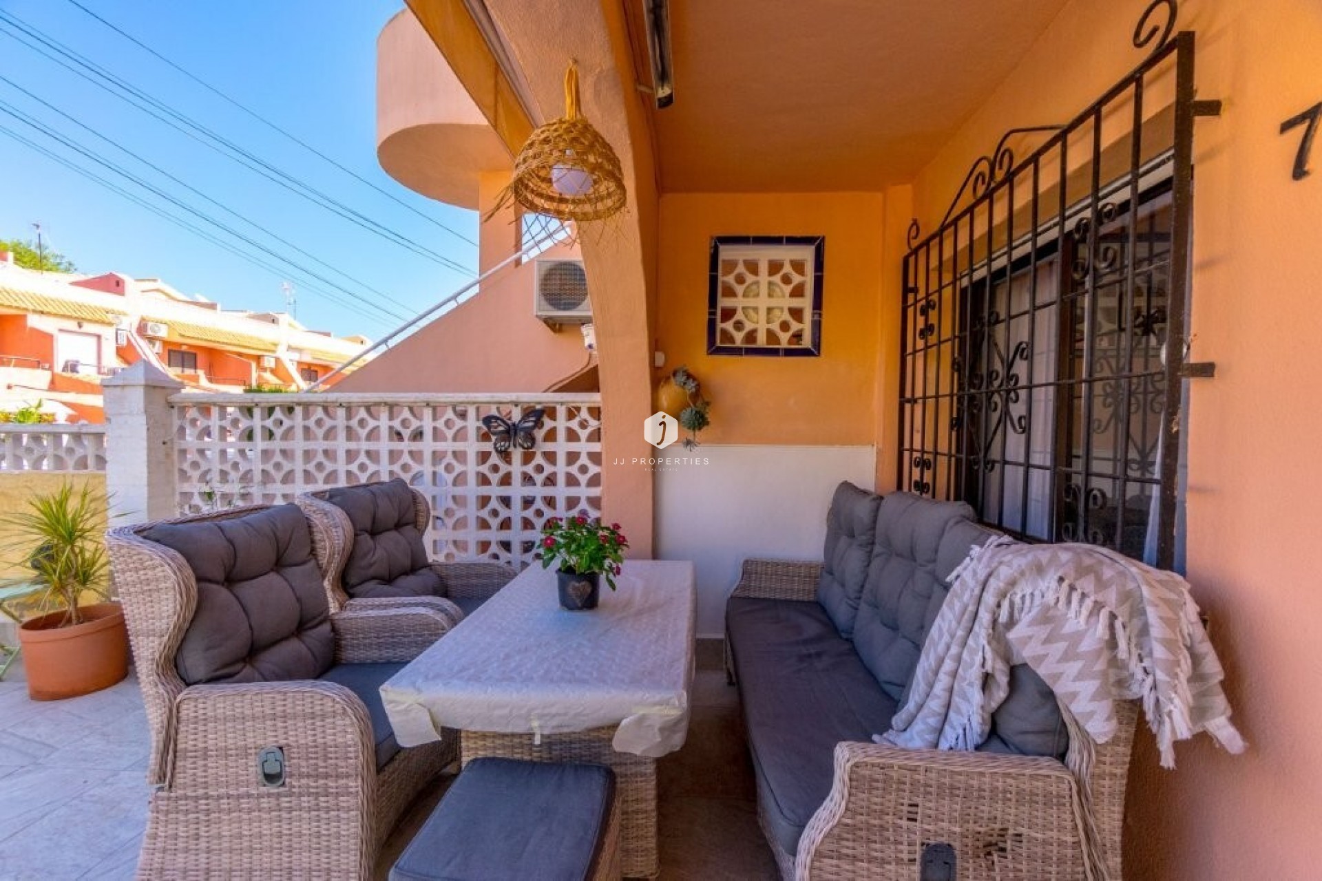 Resale - Apartment / flat -
Torrevieja - La Rosaleda