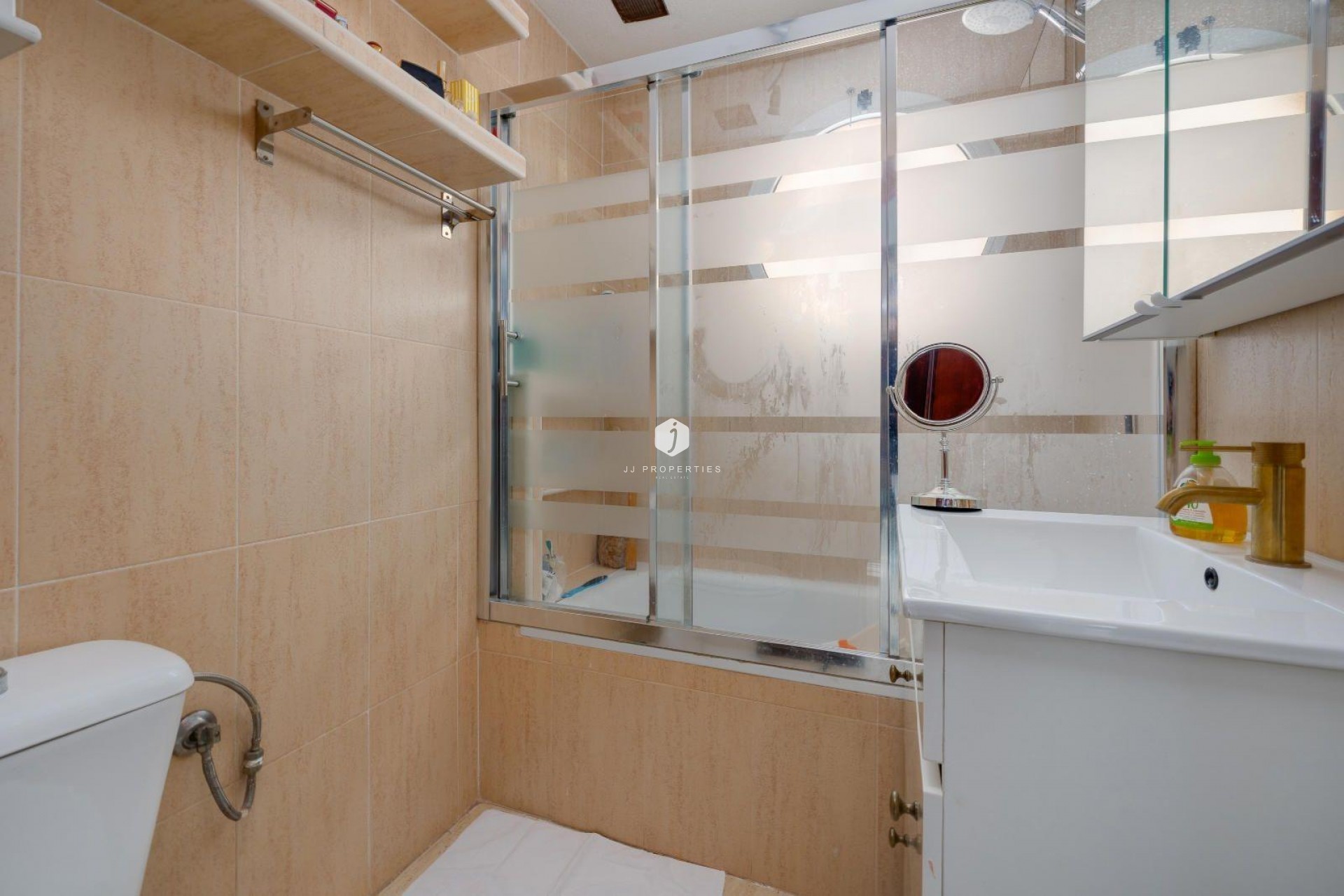 Resale - Apartment / flat -
Torrevieja - La Siesta - El Salado - Torreta