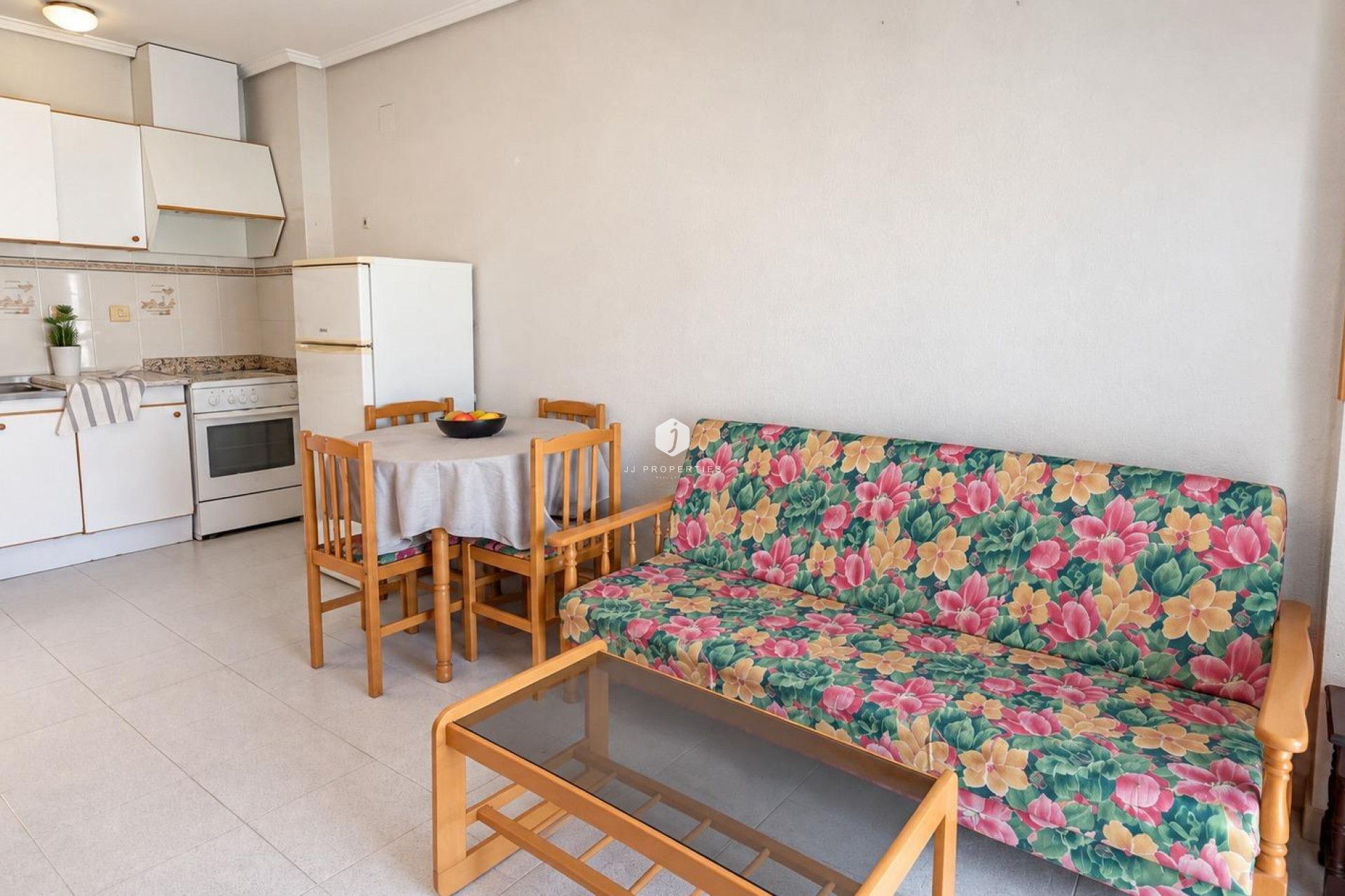 Resale - Apartment / flat -
Torrevieja - La Siesta - El Salado - Torreta